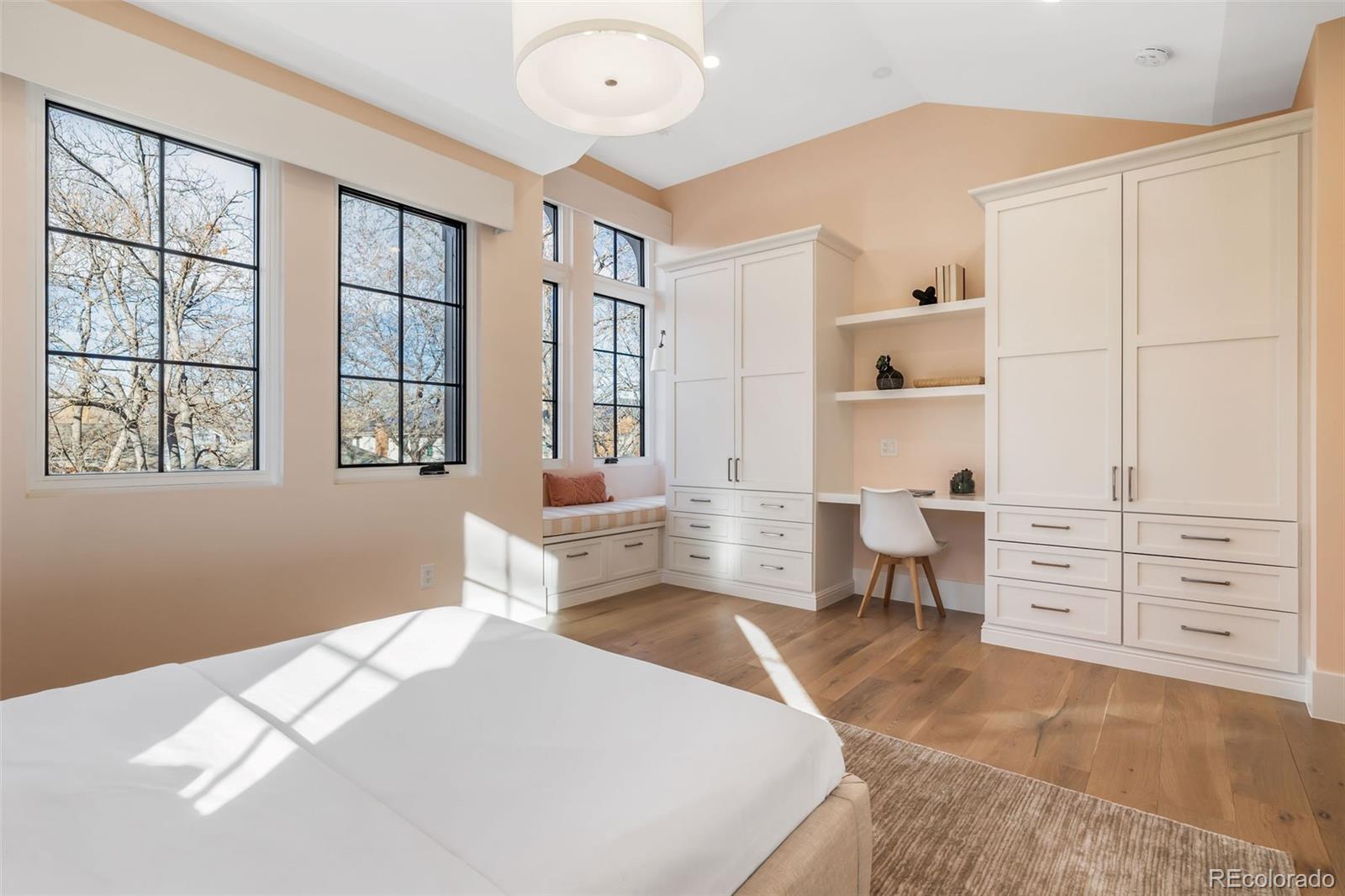 MLS Image #34 for 1026 s high street,denver, Colorado