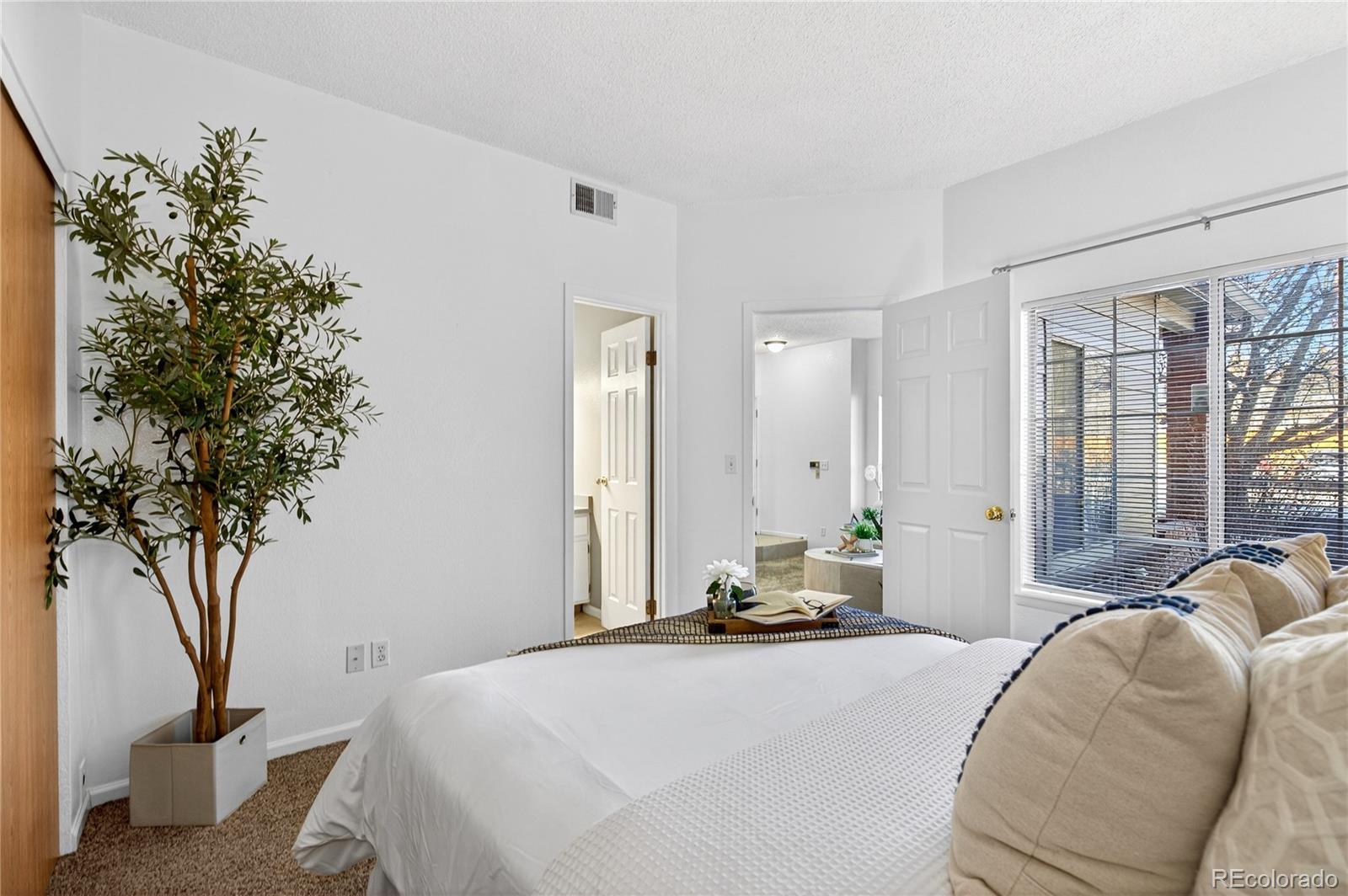 MLS Image #19 for 4760 s wadsworth boulevard,littleton, Colorado