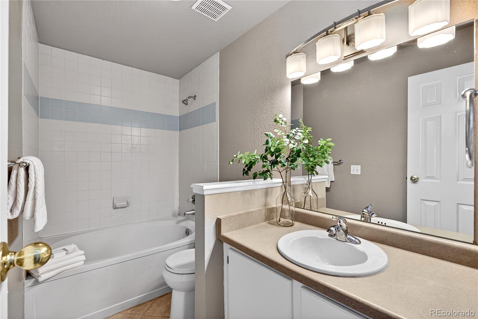 MLS Image #20 for 4760 s wadsworth boulevard,littleton, Colorado