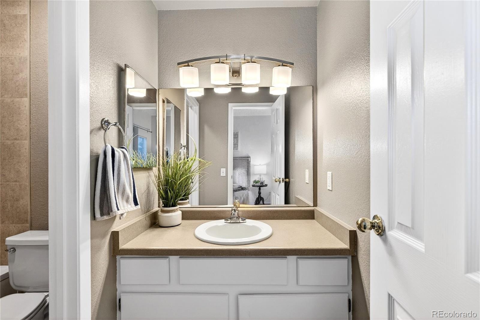MLS Image #27 for 4760 s wadsworth boulevard,littleton, Colorado