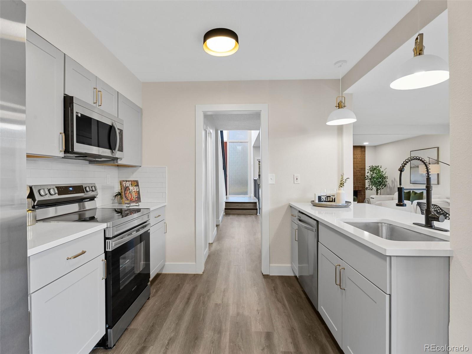 MLS Image #12 for 3548 s hillcrest drive 2,denver, Colorado