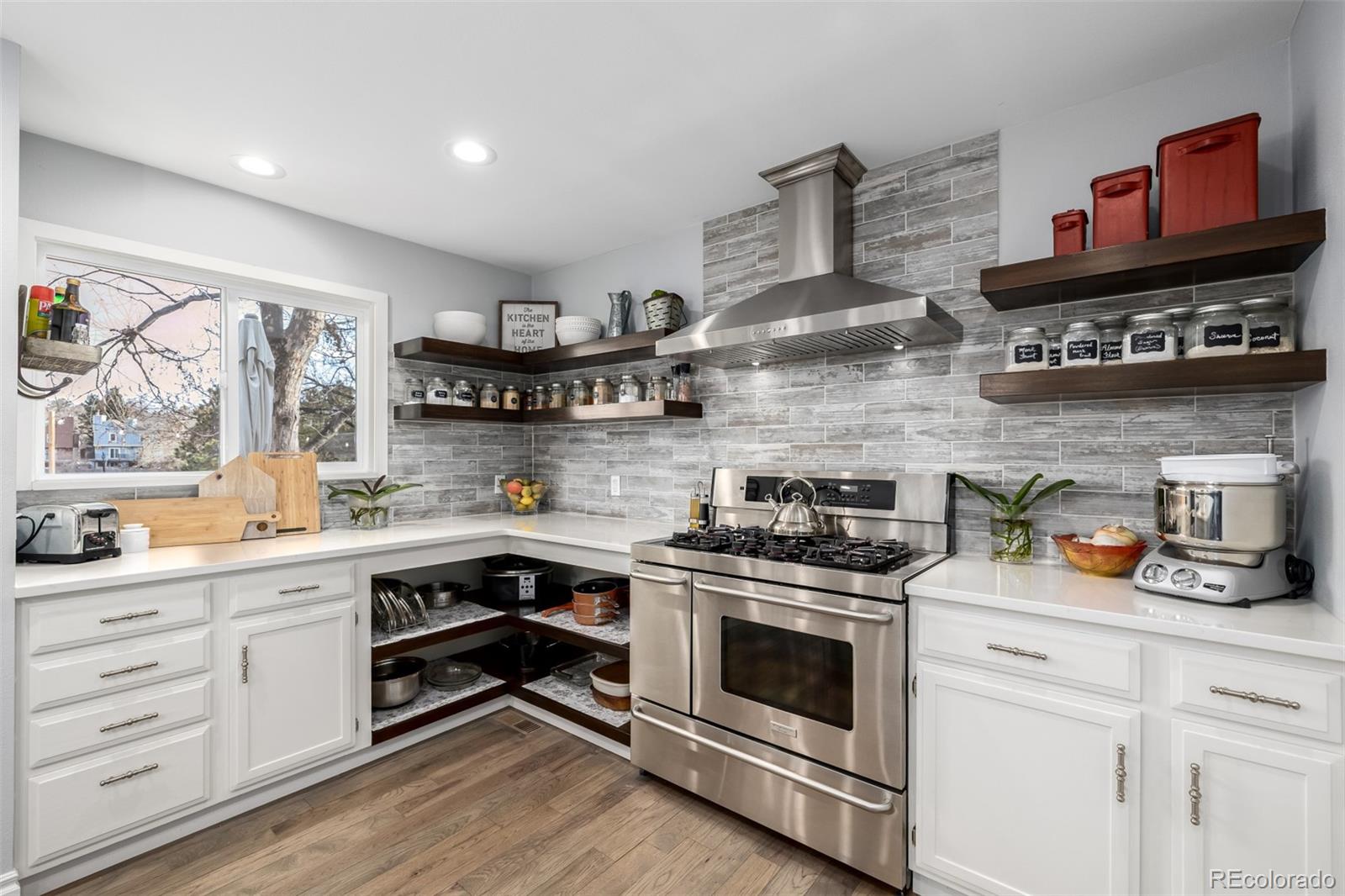 MLS Image #14 for 7926 s gaylord way,centennial, Colorado