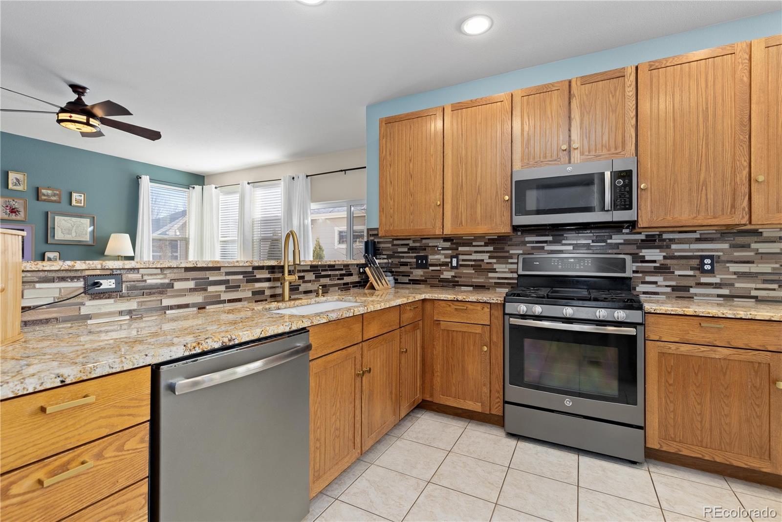 MLS Image #4 for 518  peregrine circle,longmont, Colorado
