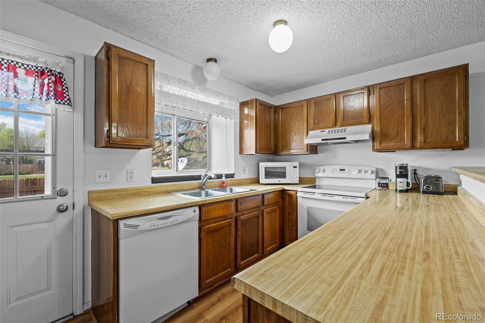 MLS Image #7 for 4020 e 94th avenue b,thornton, Colorado