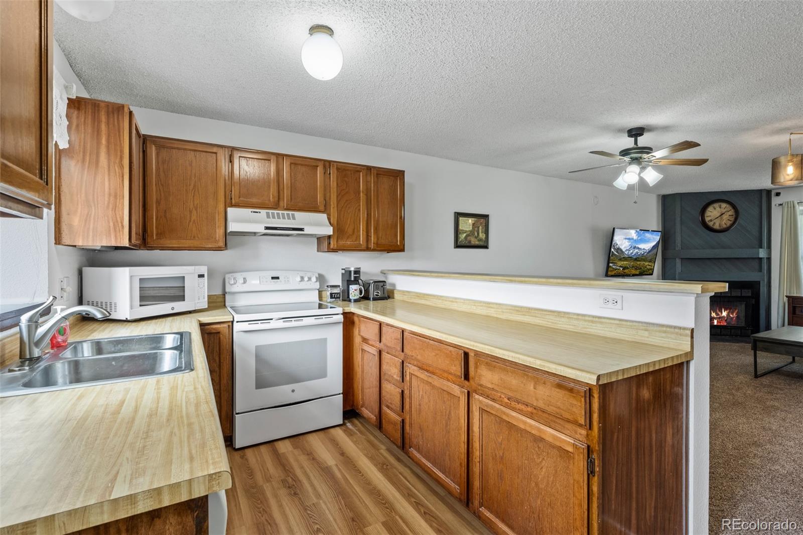 MLS Image #8 for 4020 e 94th avenue b,thornton, Colorado