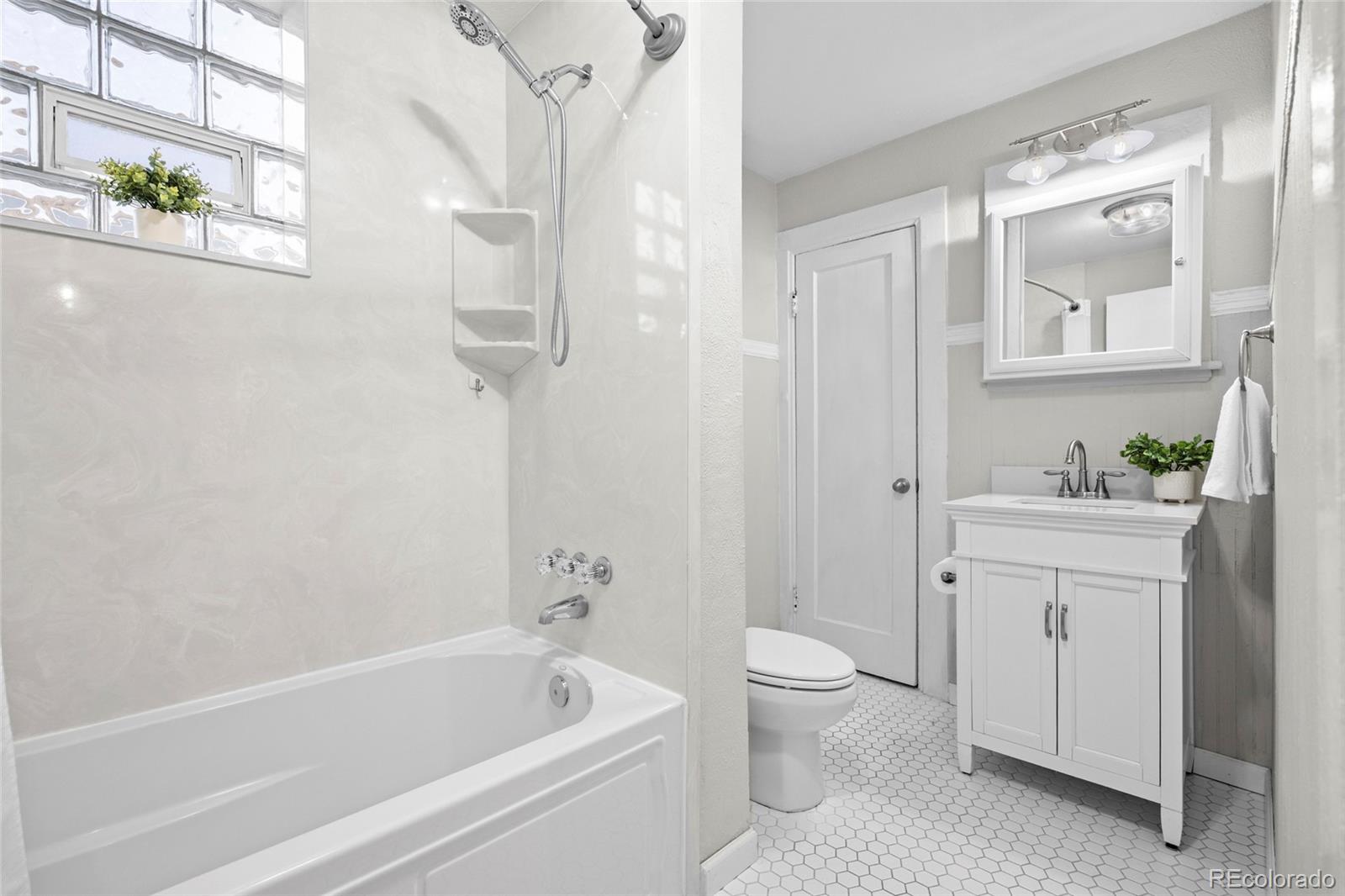 MLS Image #17 for 2836 n josephine street,denver, Colorado
