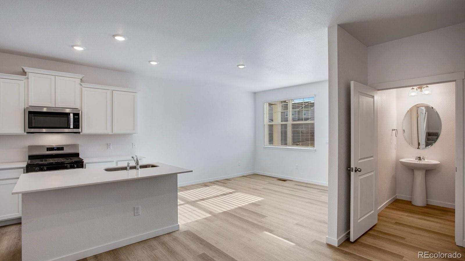 MLS Image #14 for 4636  combine lane,johnstown, Colorado