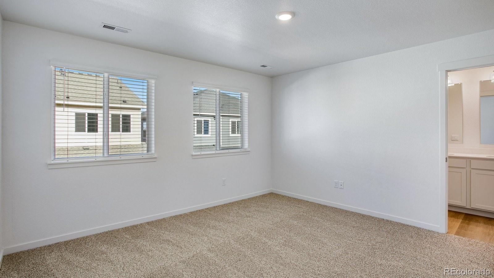 MLS Image #19 for 4636  combine lane,johnstown, Colorado