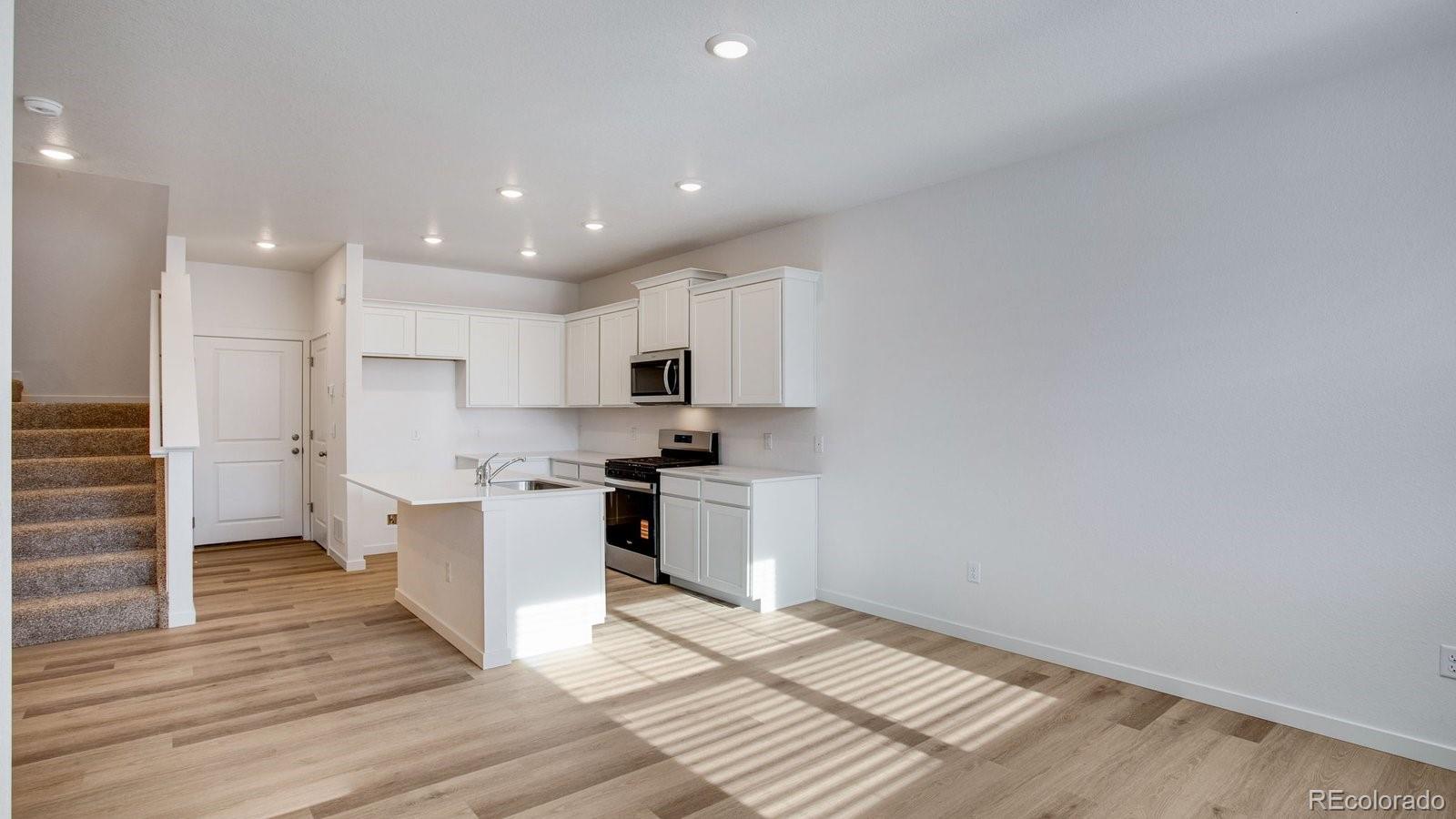 MLS Image #2 for 4636  combine lane,johnstown, Colorado