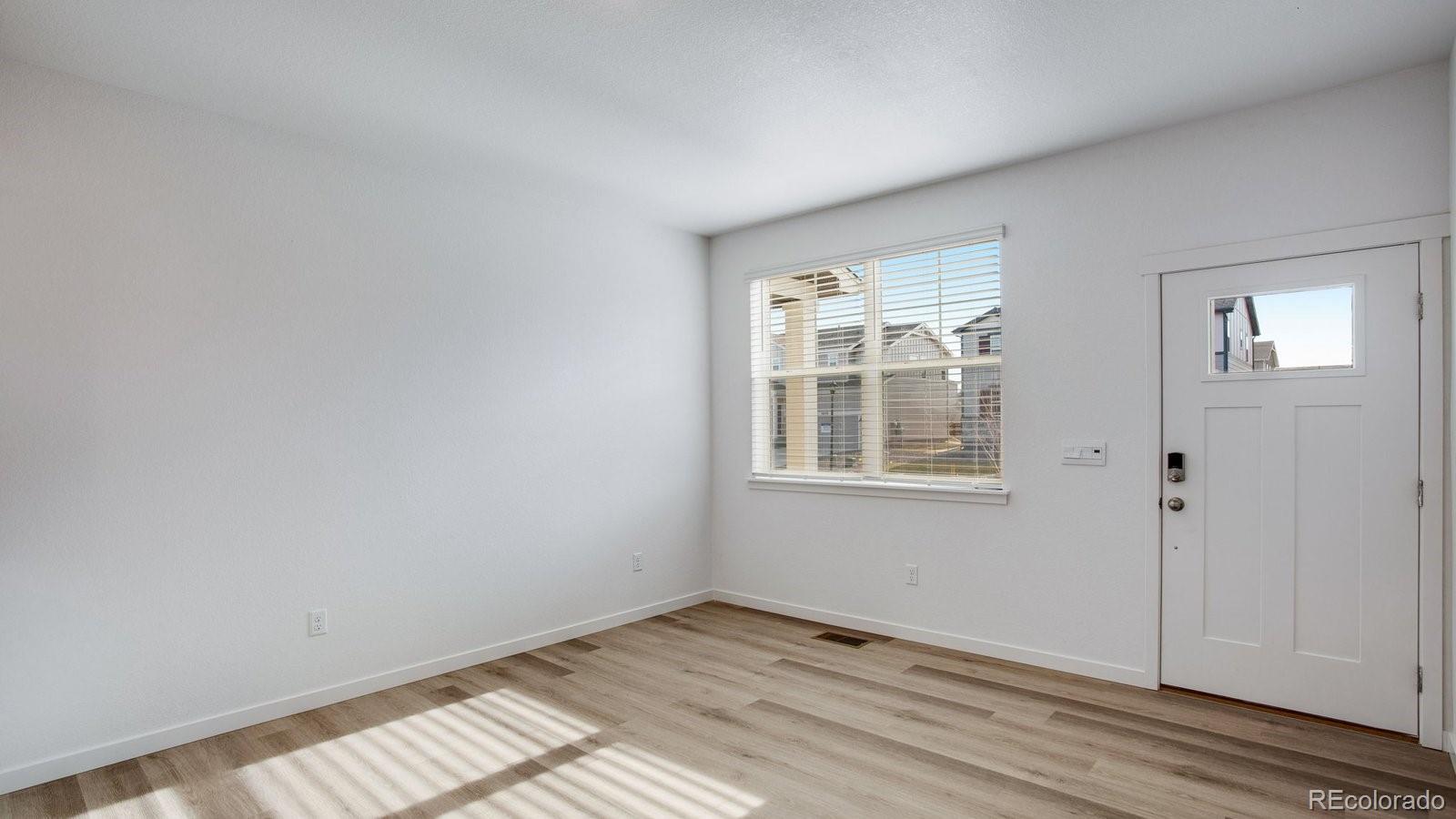 MLS Image #5 for 4636  combine lane,johnstown, Colorado