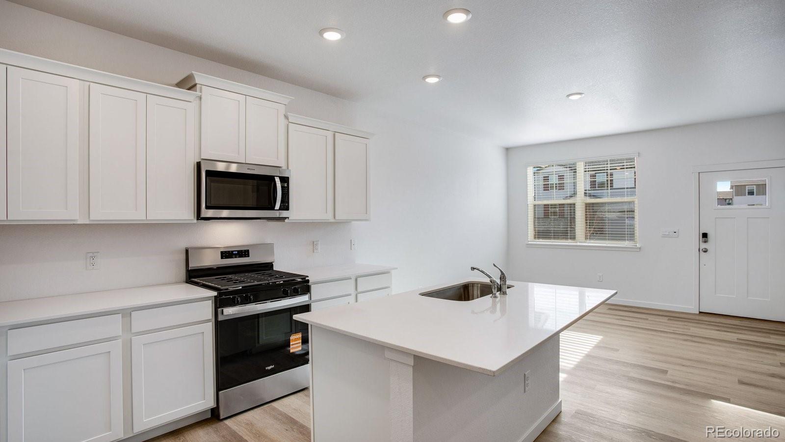 MLS Image #7 for 4636  combine lane,johnstown, Colorado