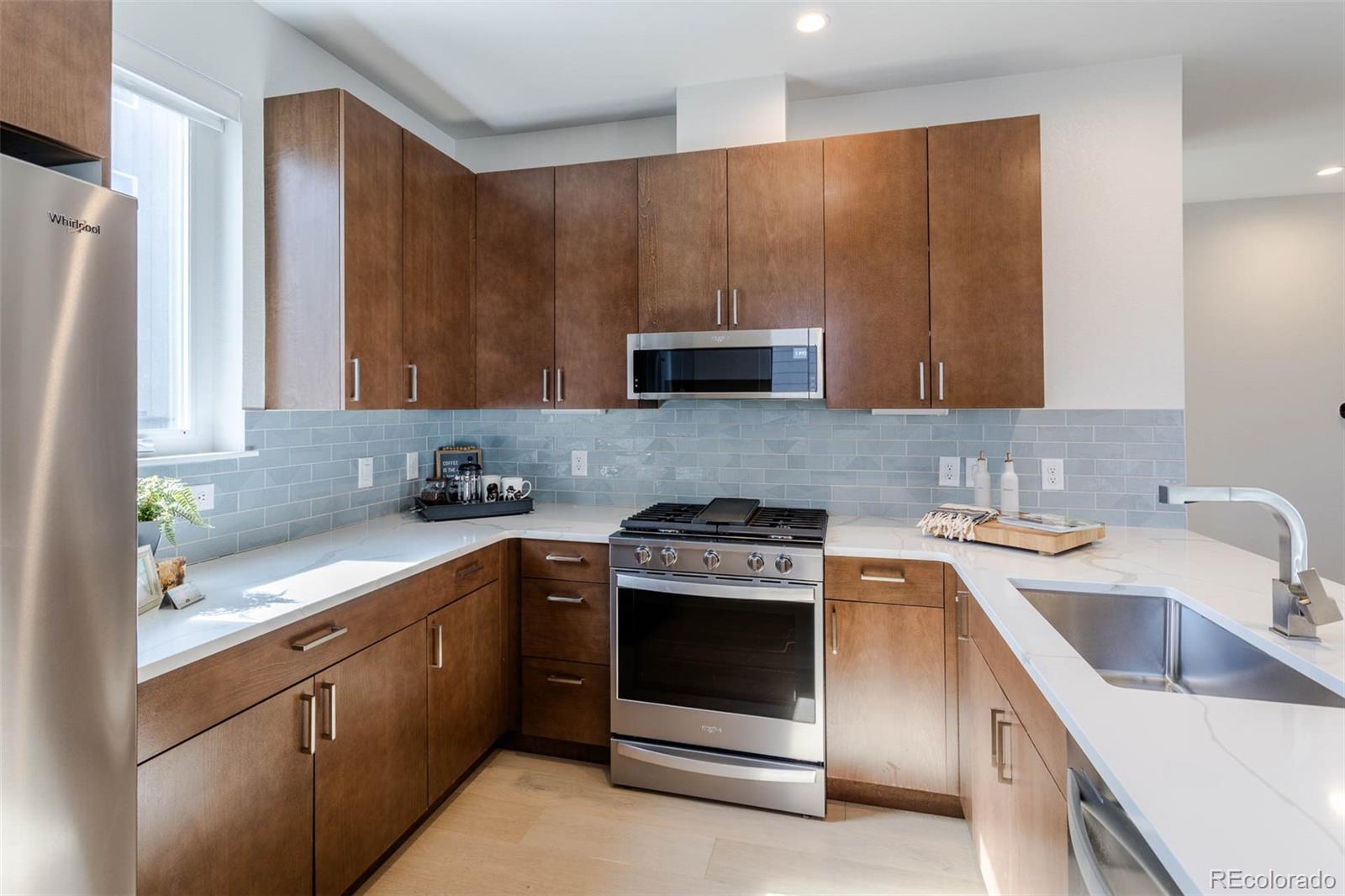 MLS Image #4 for 3531 s emerson street,englewood, Colorado