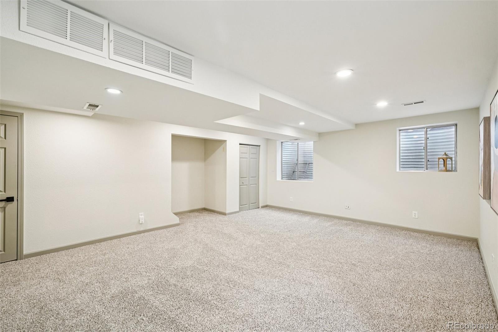 MLS Image #31 for 9700 w chenango avenue,littleton, Colorado