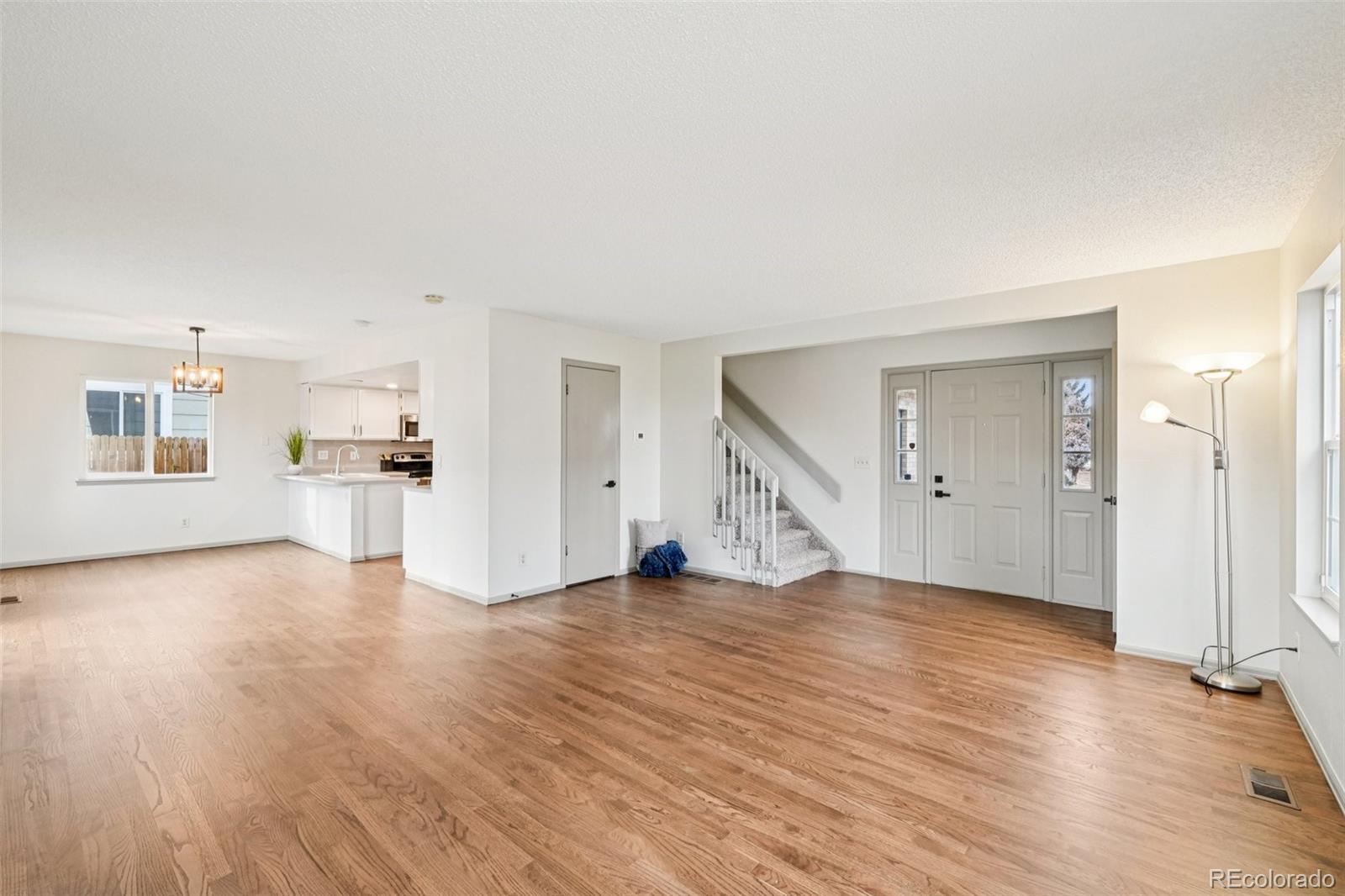 MLS Image #6 for 9700 w chenango avenue,littleton, Colorado