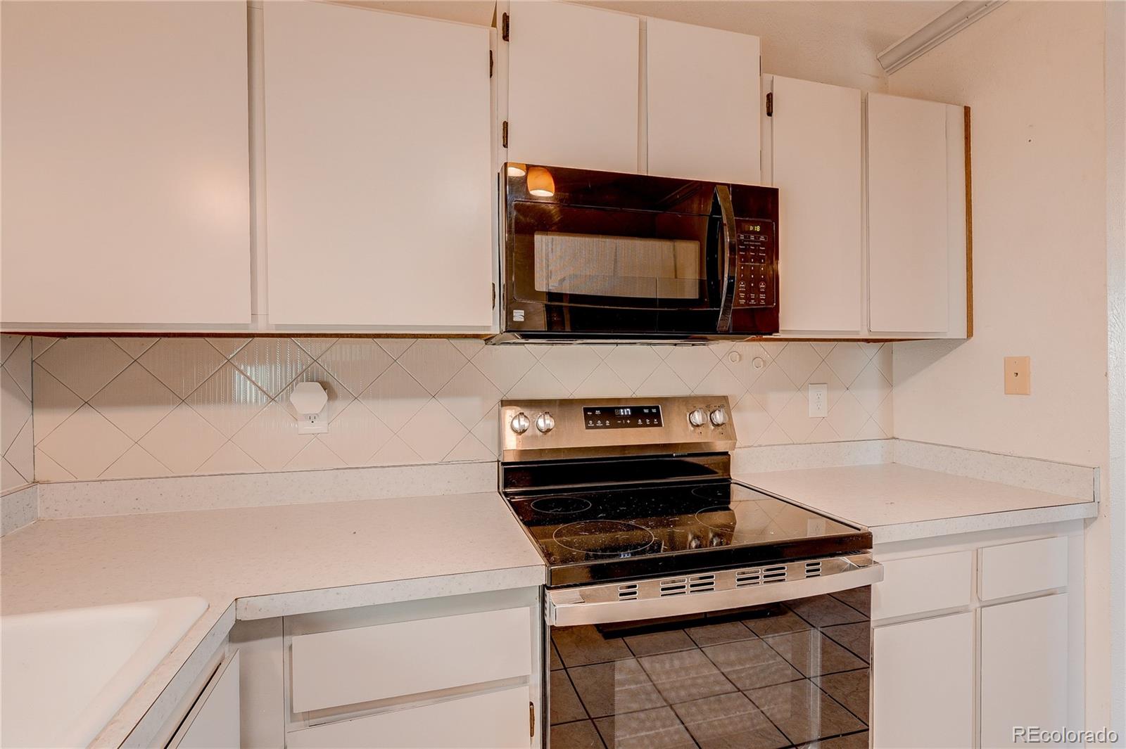 MLS Image #11 for 4891 s salida court,aurora, Colorado