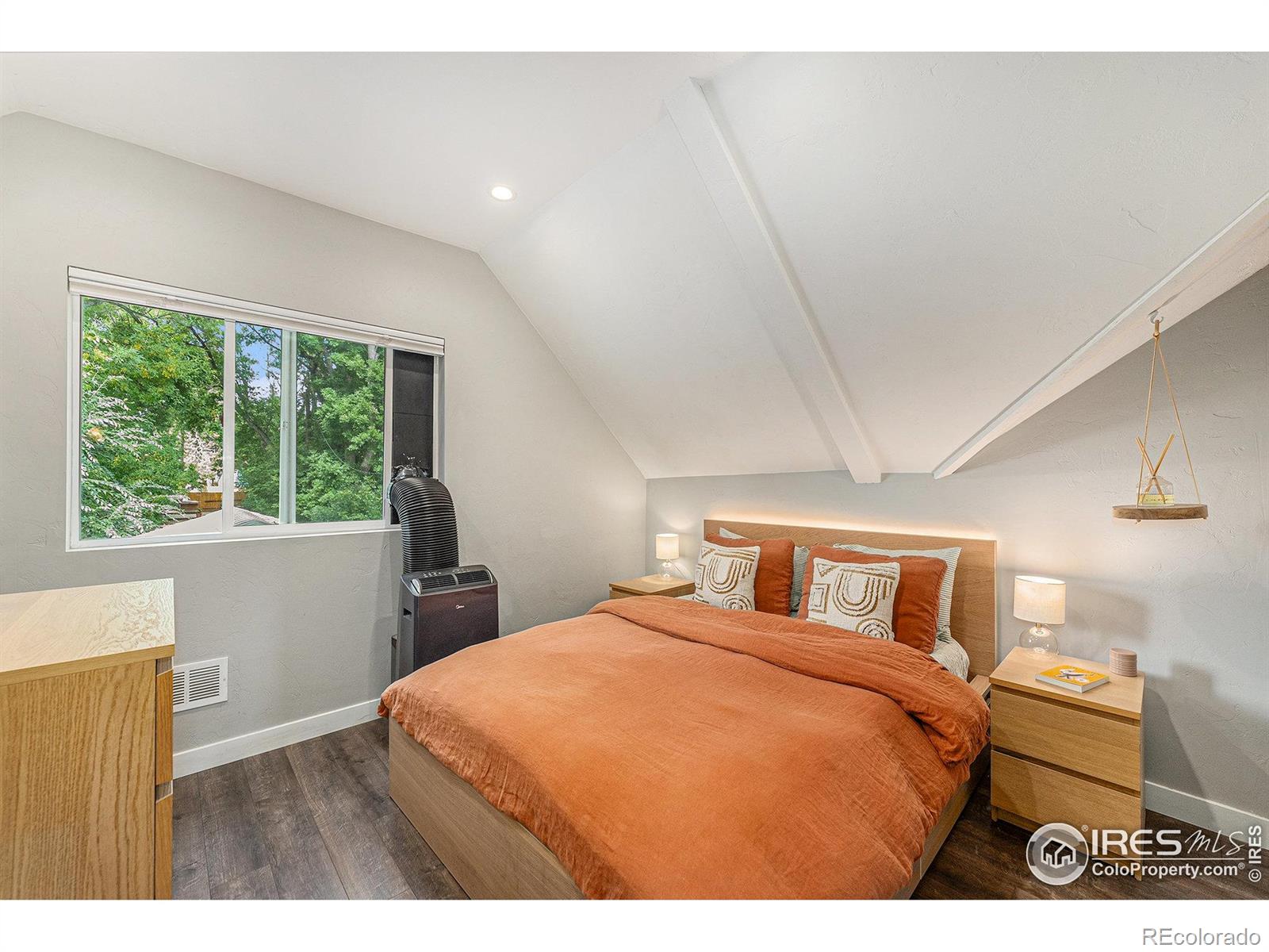 MLS Image #11 for 411 e 10th street,loveland, Colorado
