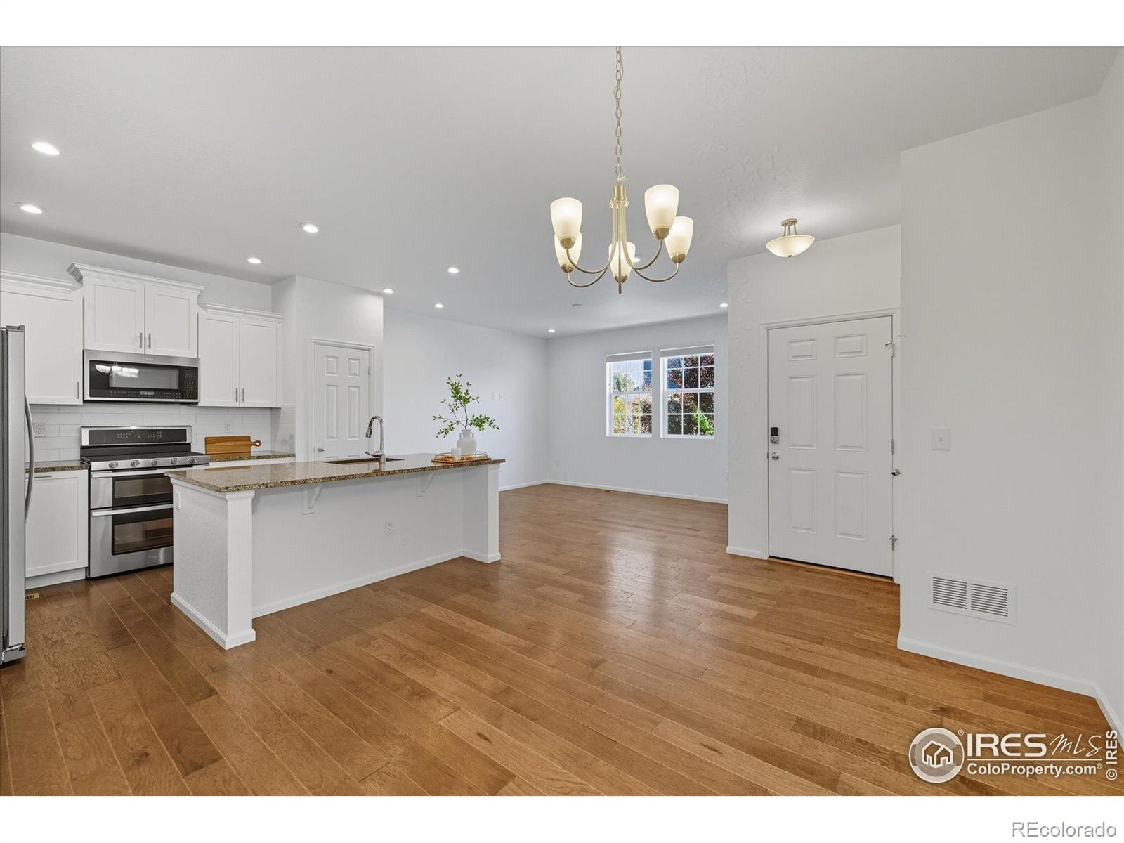 MLS Image #11 for 93  jackson lane,erie, Colorado