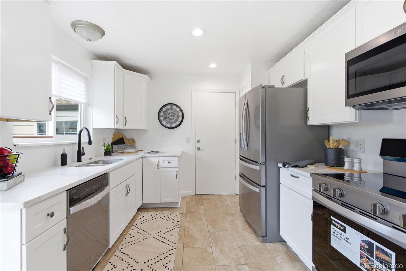 MLS Image #8 for 11117  eudora circle,denver, Colorado