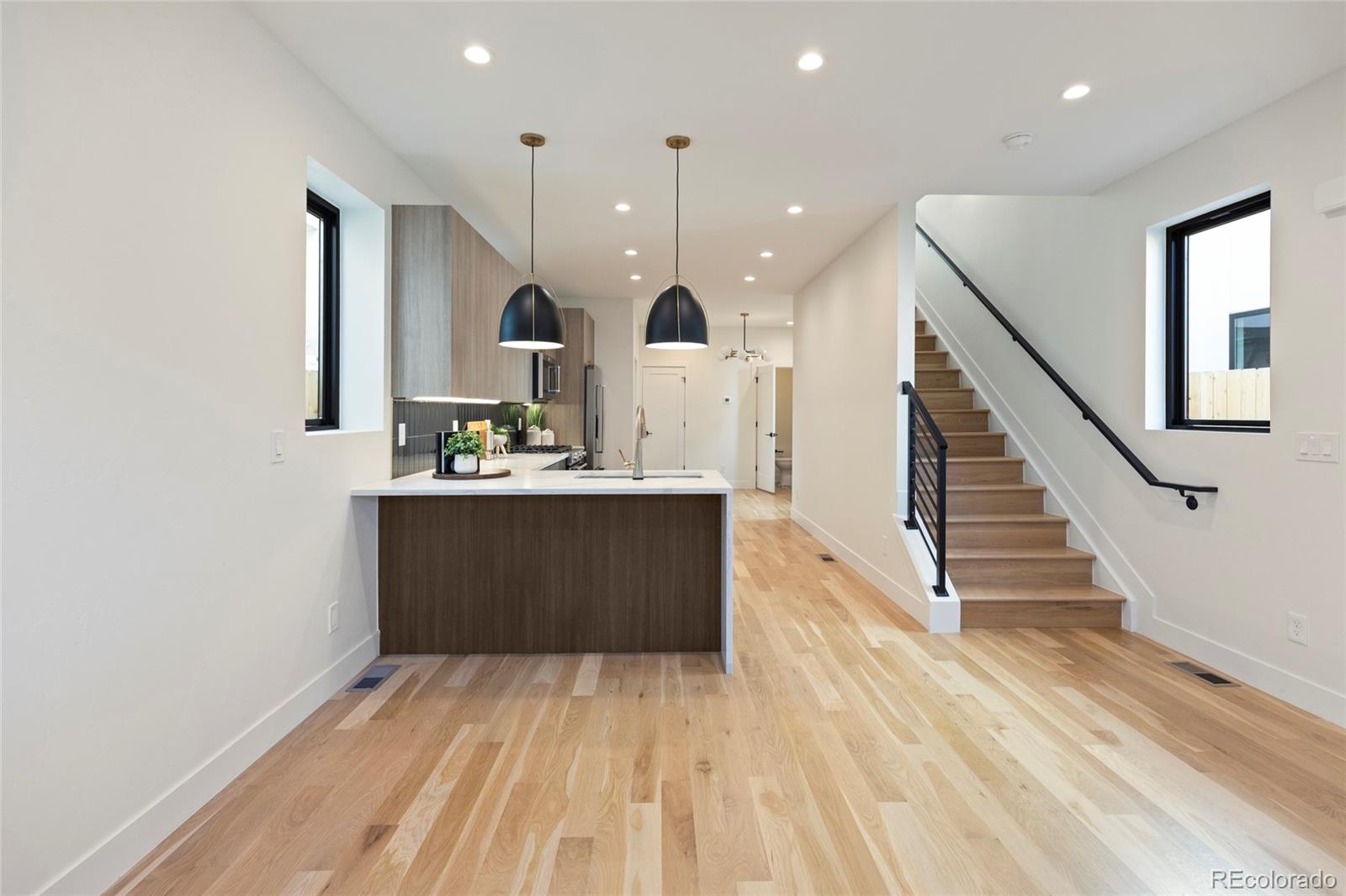 MLS Image #4 for 1713  grove street,denver, Colorado