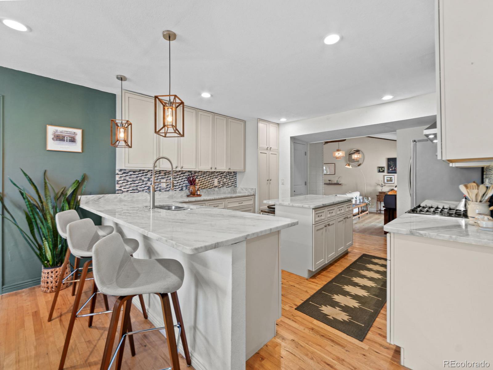 MLS Image #11 for 1811 s newton street,denver, Colorado