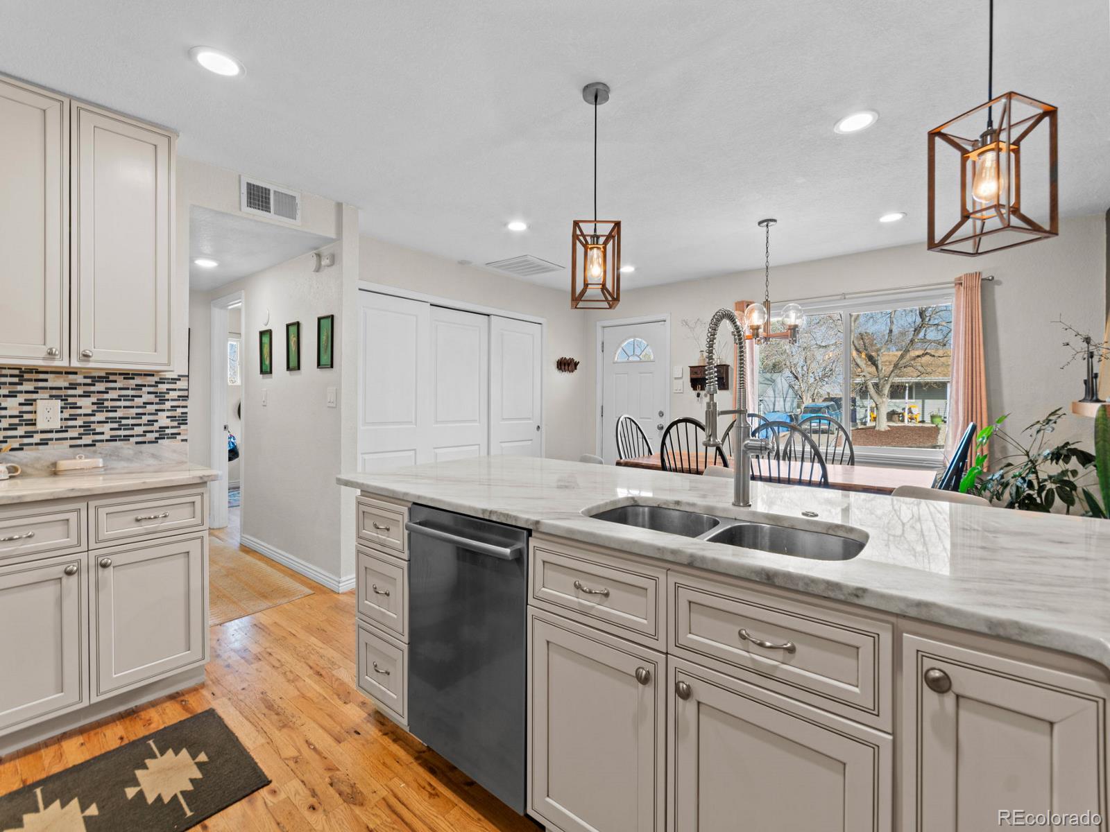 MLS Image #16 for 1811 s newton street,denver, Colorado