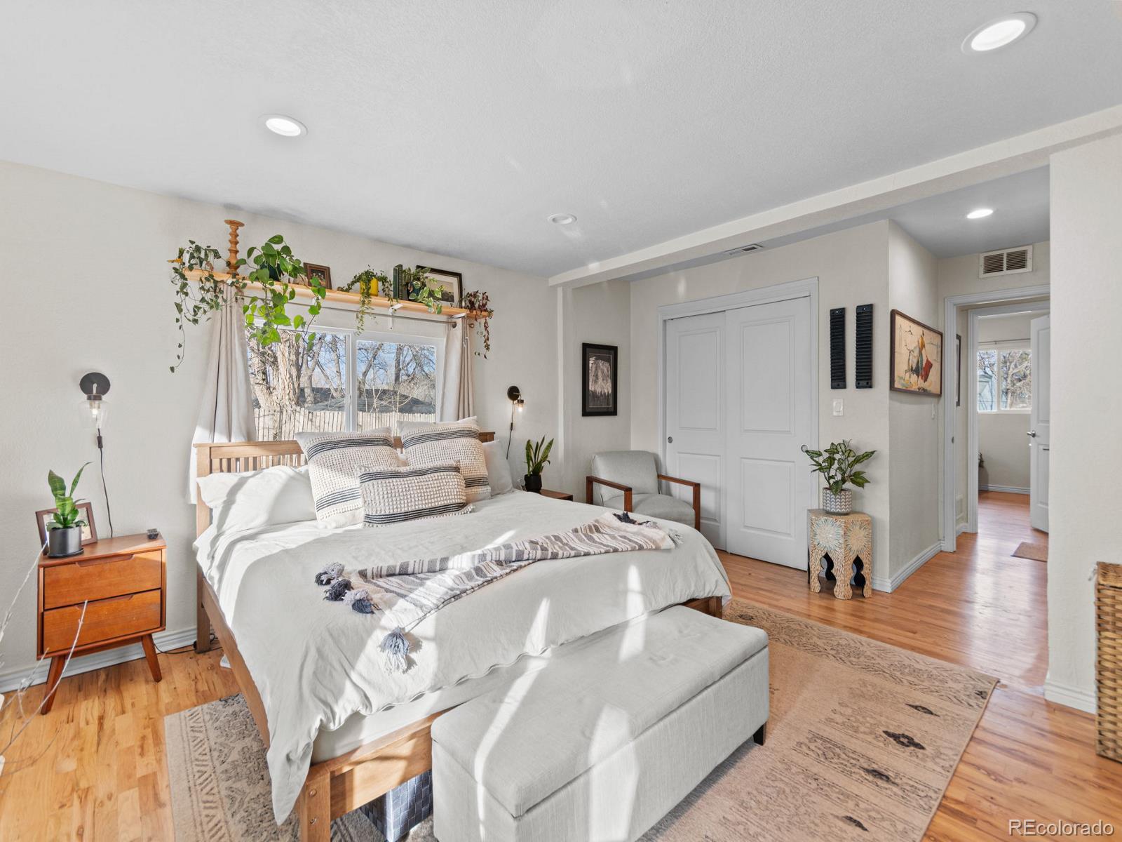 MLS Image #29 for 1811 s newton street,denver, Colorado