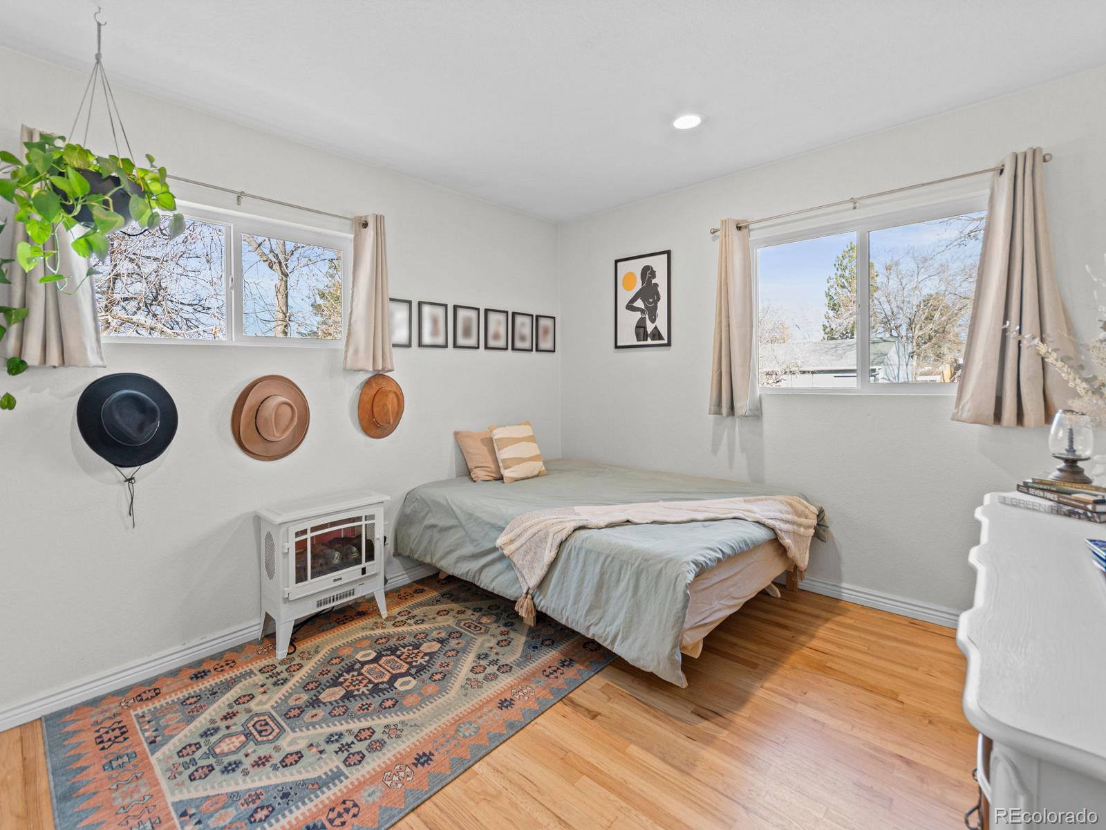 MLS Image #35 for 1811 s newton street,denver, Colorado