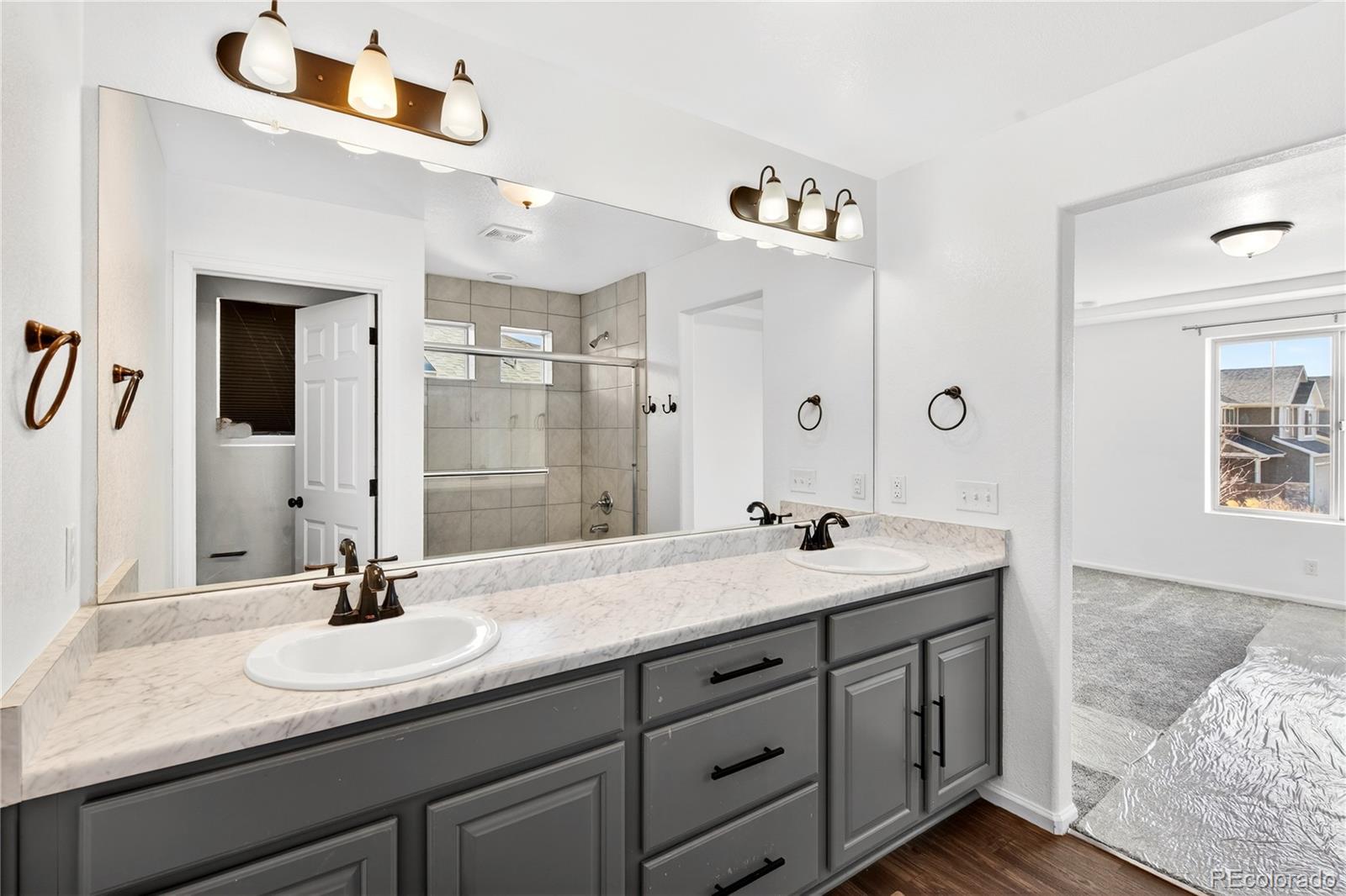 MLS Image #27 for 18136 e 53rd drive,denver, Colorado