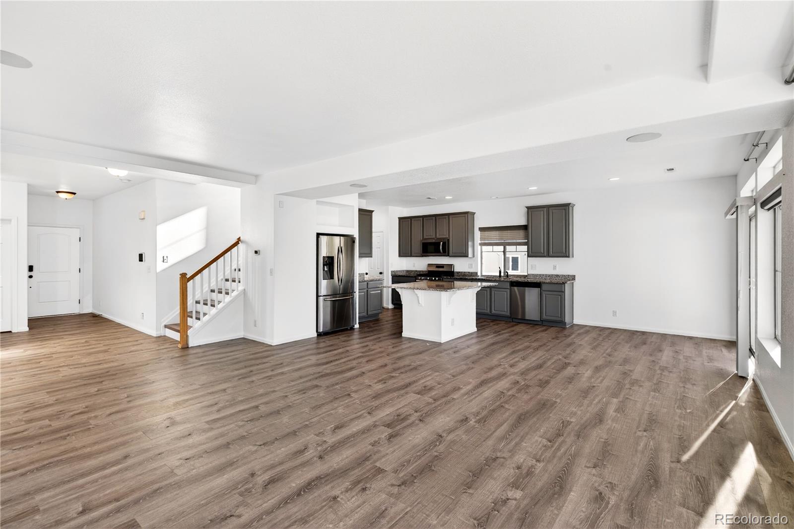 MLS Image #5 for 18136 e 53rd drive,denver, Colorado