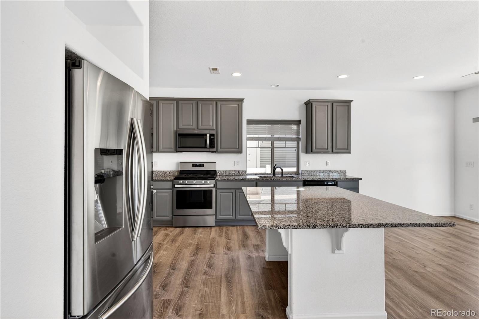MLS Image #7 for 18136 e 53rd drive,denver, Colorado