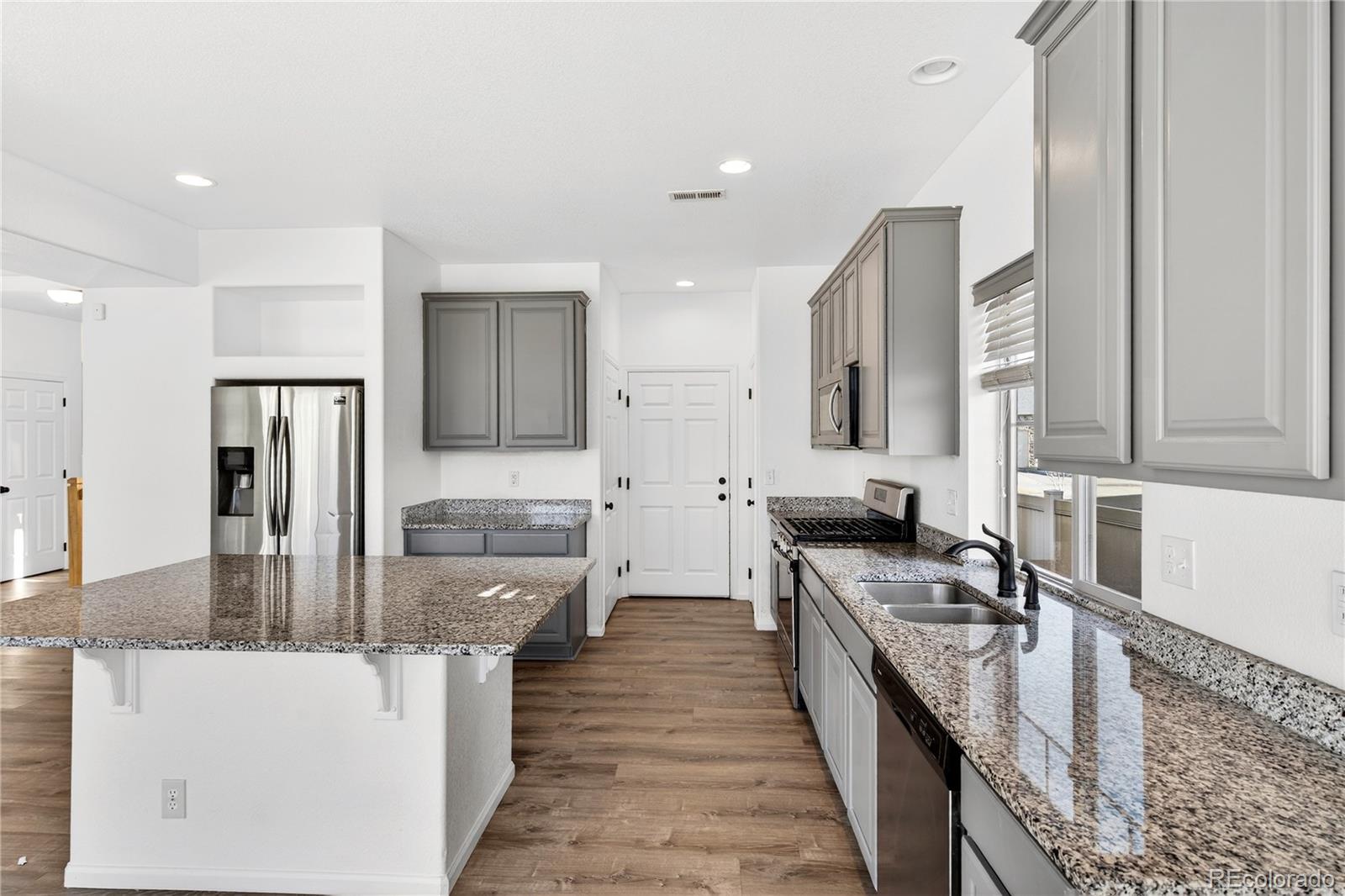 MLS Image #8 for 18136 e 53rd drive,denver, Colorado