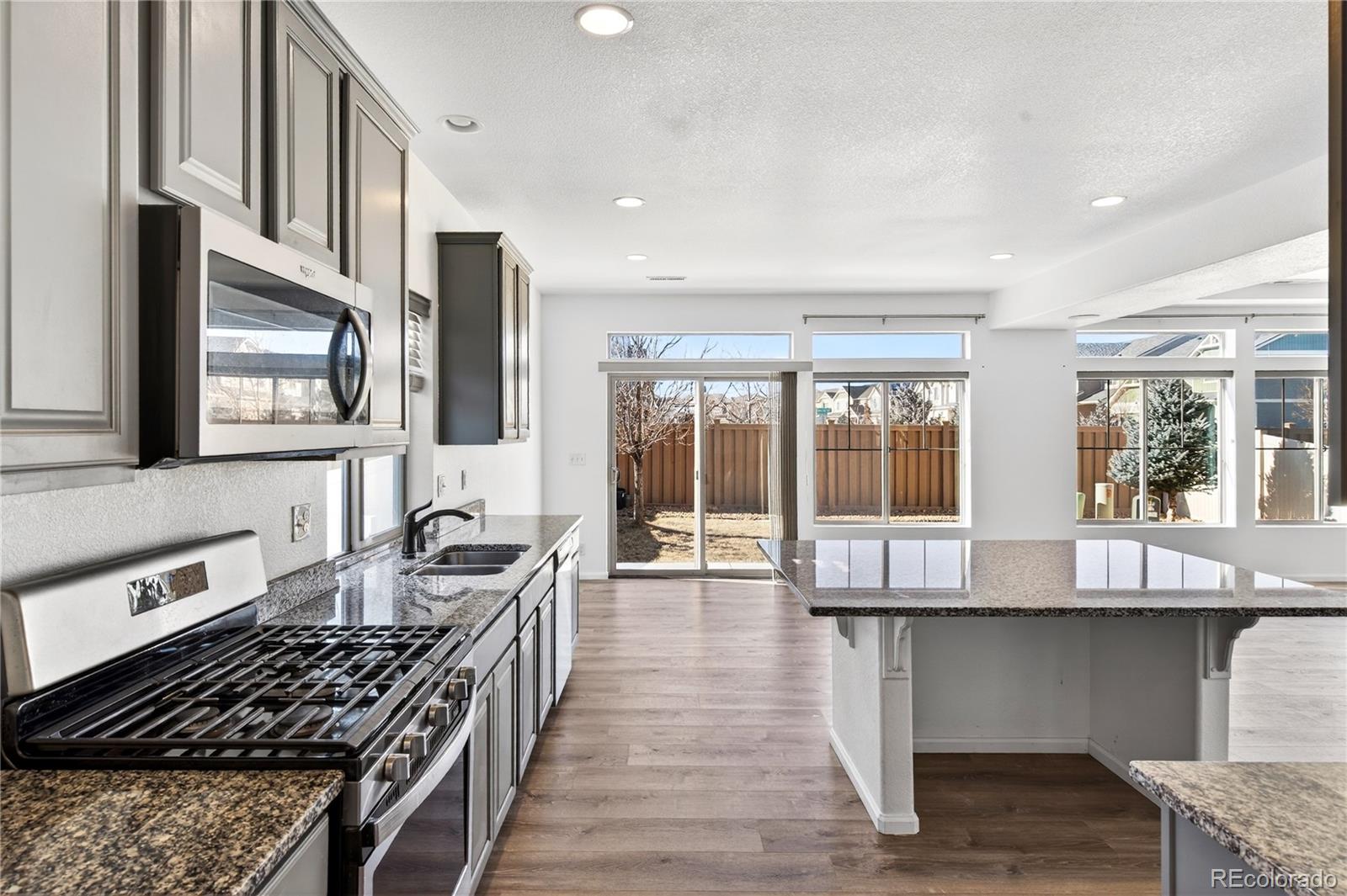 MLS Image #9 for 18136 e 53rd drive,denver, Colorado