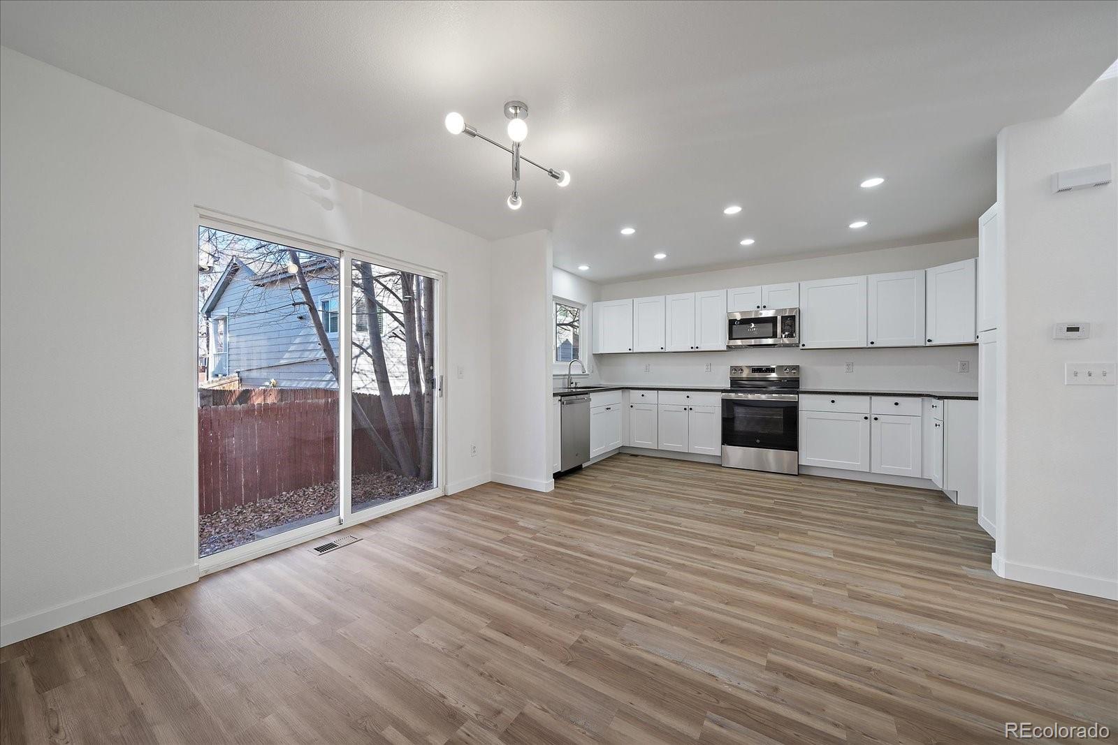 MLS Image #10 for 9253 e arizona place,denver, Colorado