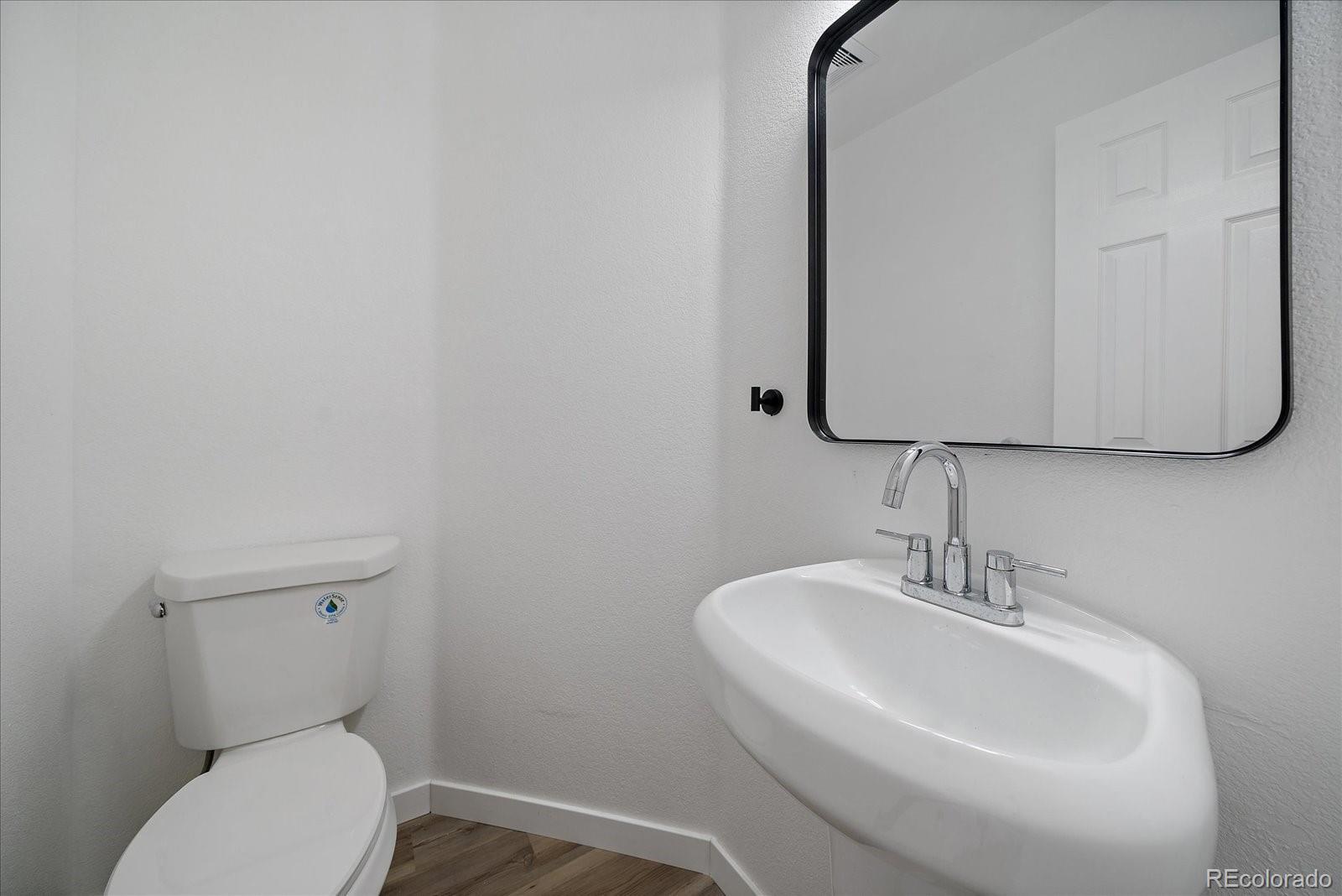 MLS Image #15 for 9253 e arizona place,denver, Colorado