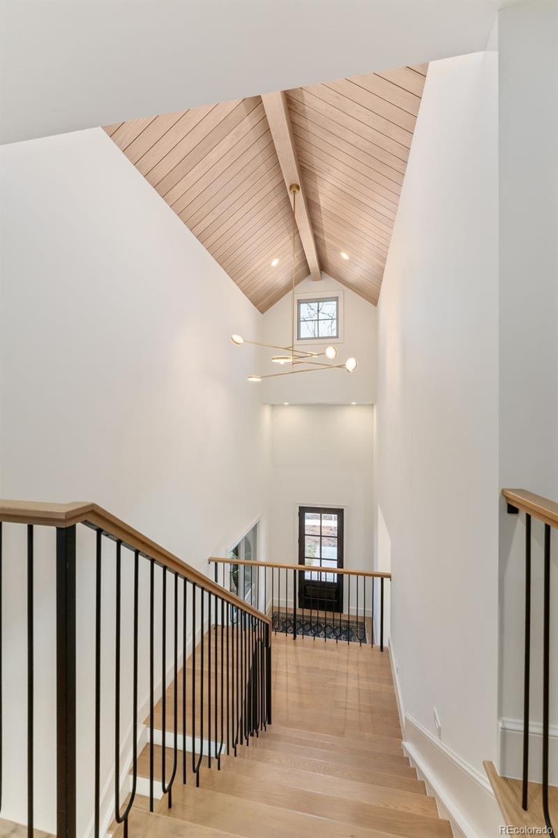 MLS Image #17 for 916 s high street,denver, Colorado