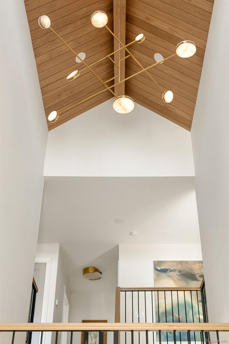 MLS Image #29 for 916 s high street,denver, Colorado