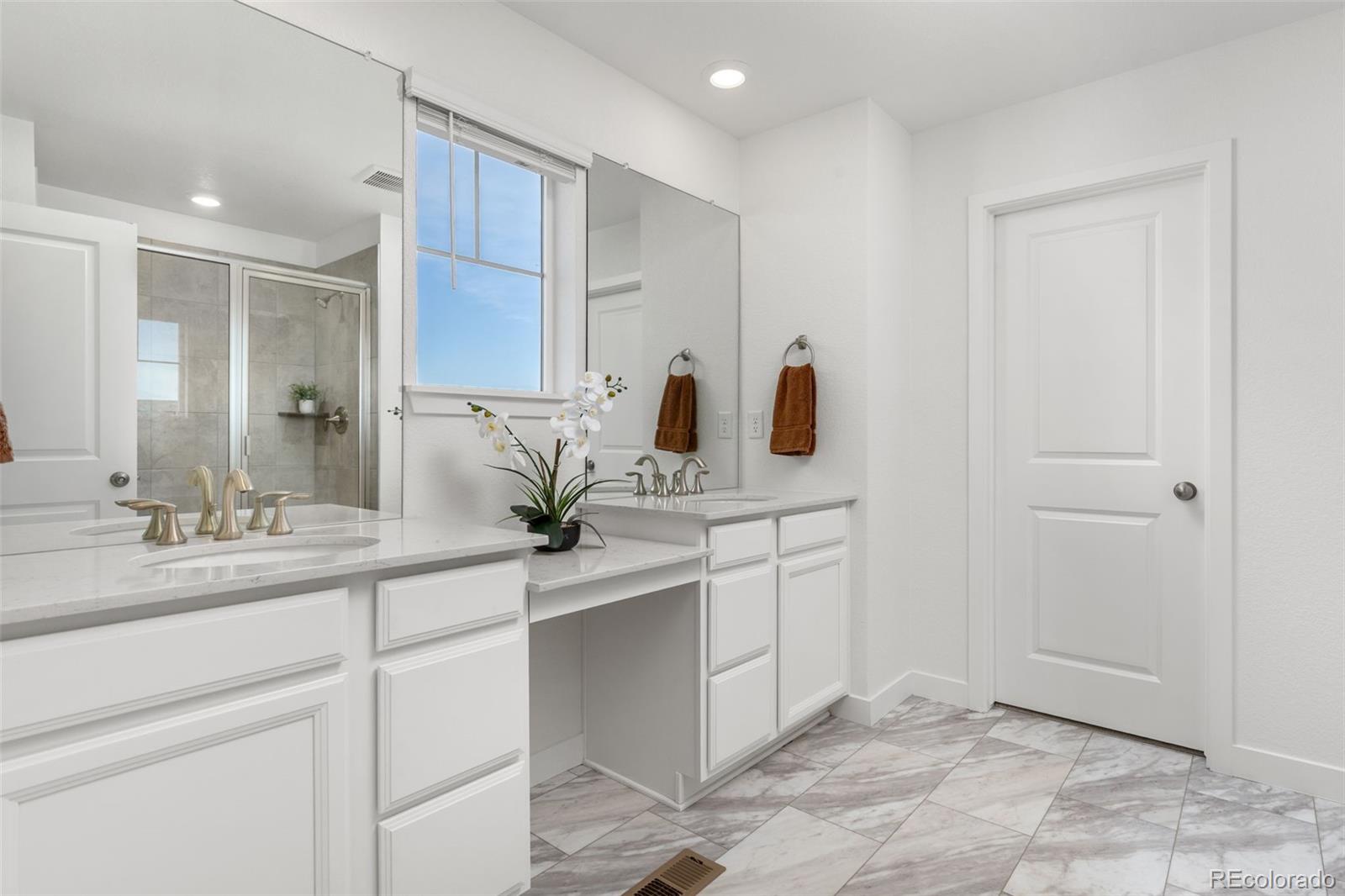 MLS Image #14 for 5298  inland avenue,firestone, Colorado