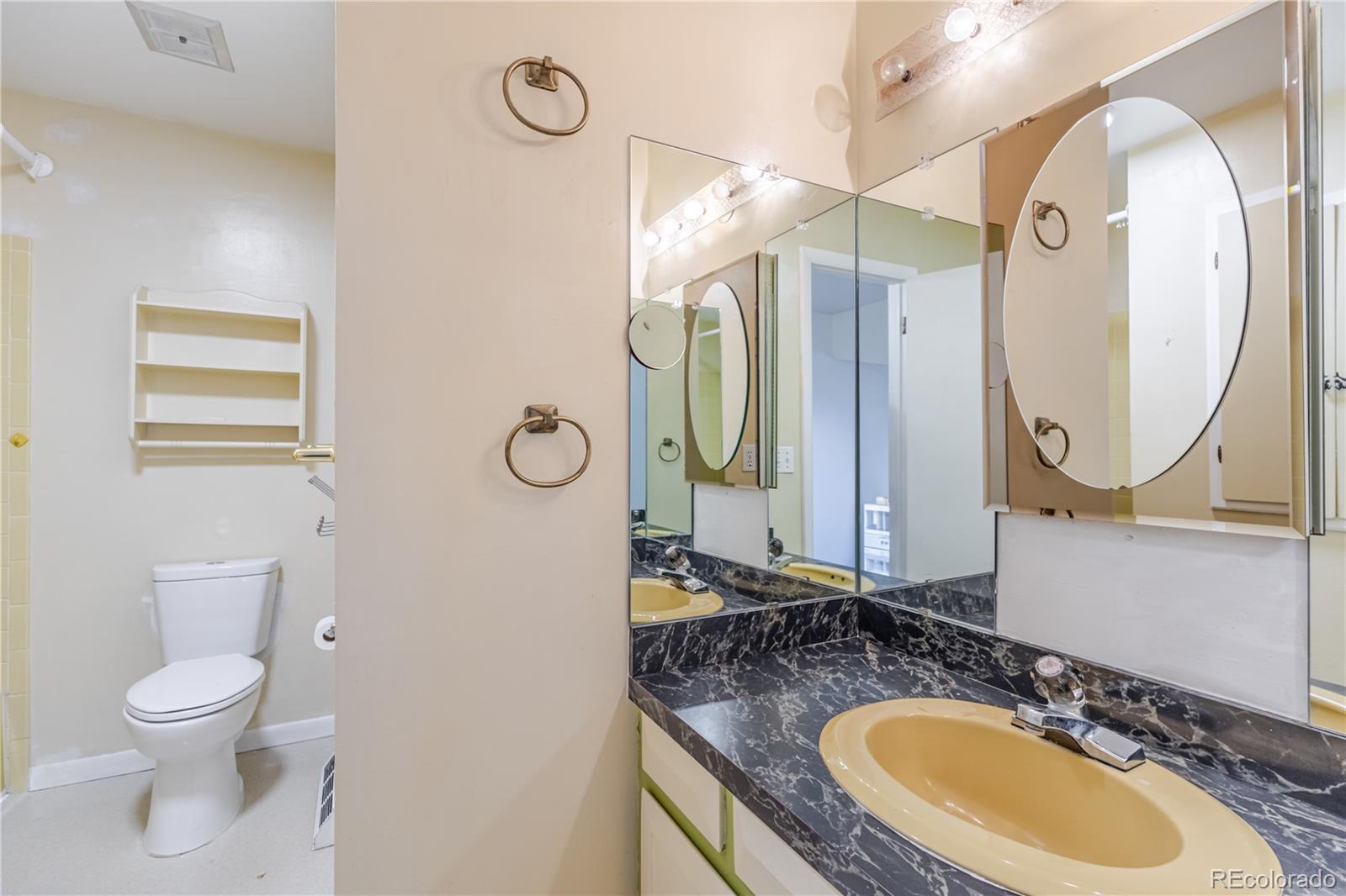 MLS Image #28 for 11132 e harvard drive,aurora, Colorado
