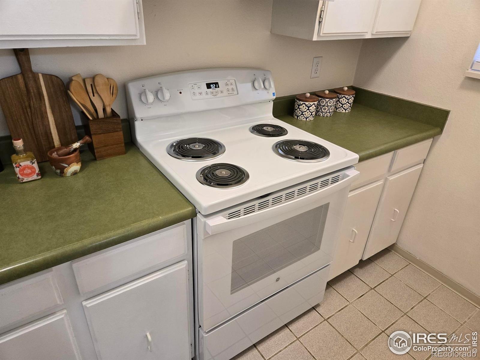 MLS Image #8 for 1705  heatheridge road,fort collins, Colorado