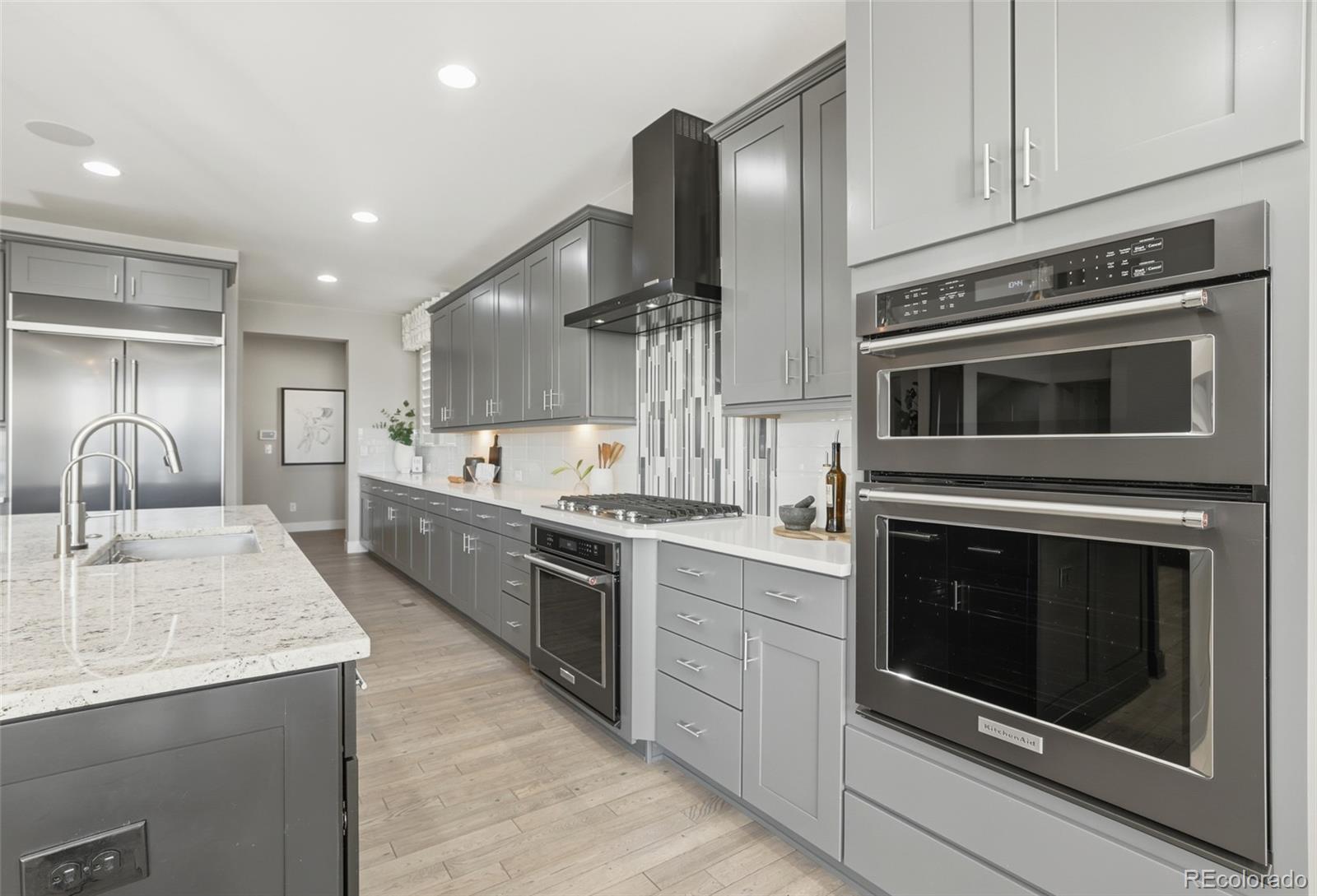 MLS Image #12 for 8272 s langdale way,aurora, Colorado