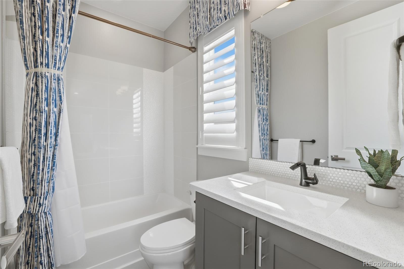 MLS Image #34 for 8272 s langdale way,aurora, Colorado