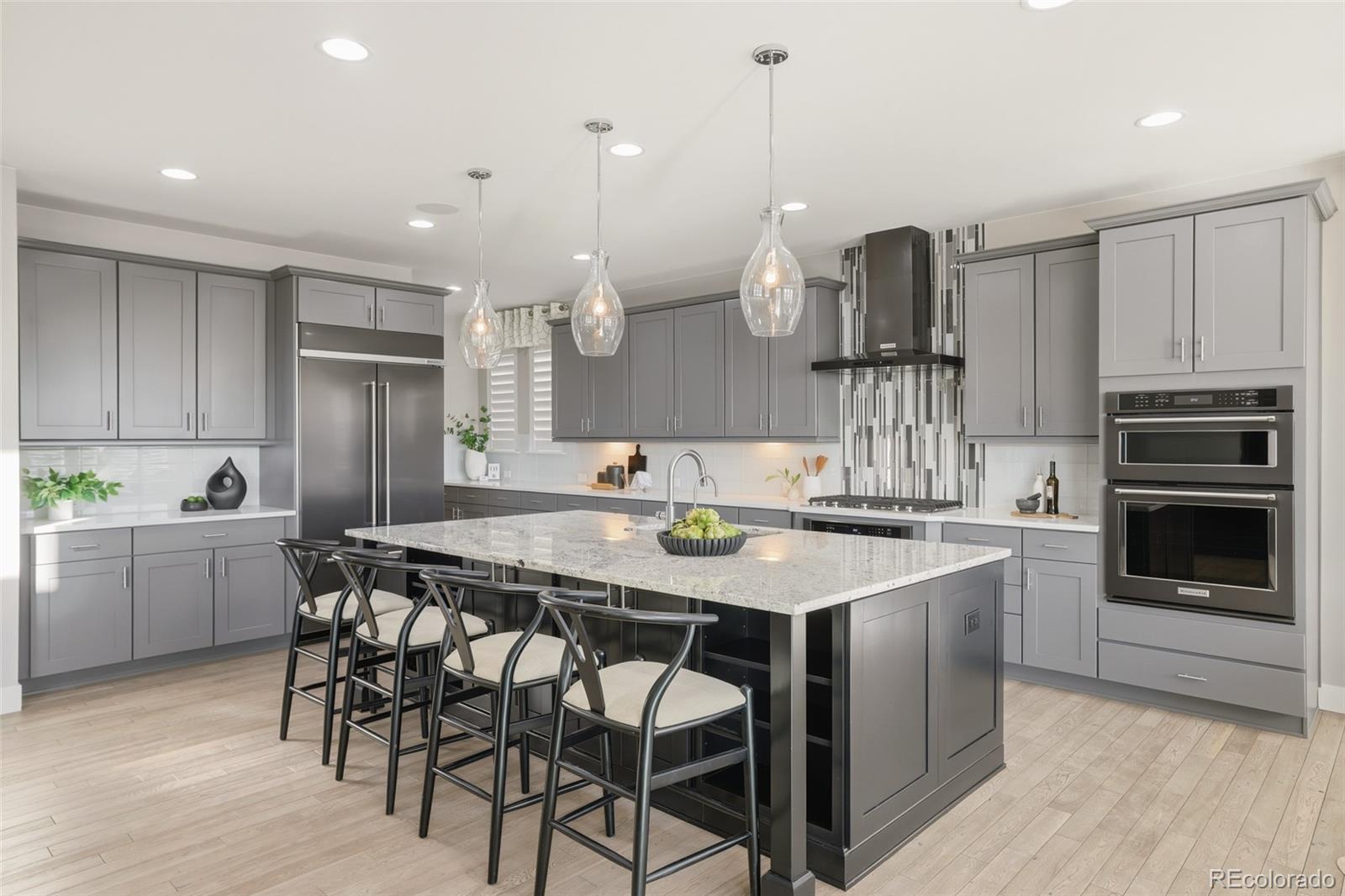MLS Image #8 for 8272 s langdale way,aurora, Colorado