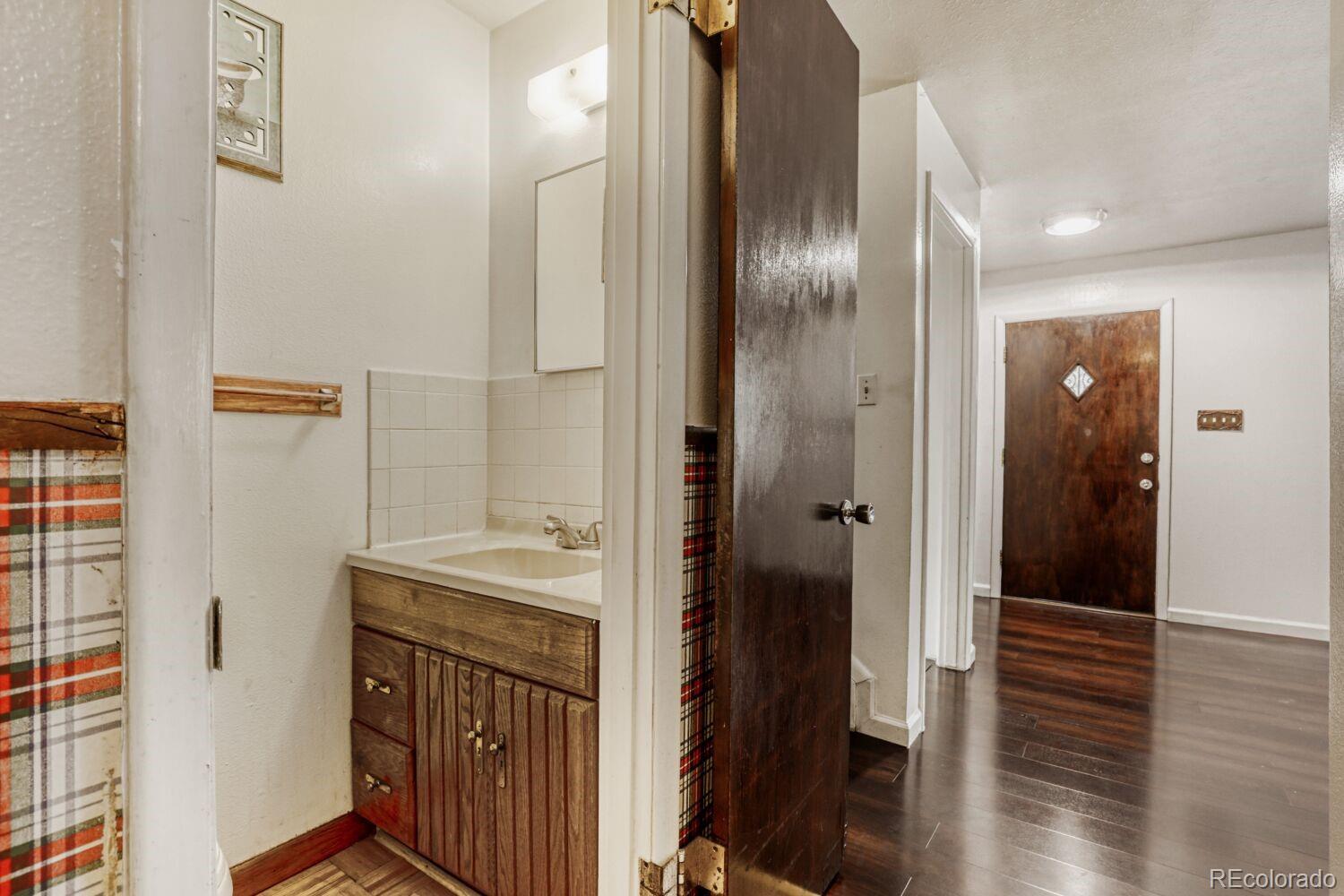 MLS Image #12 for 333  empire street,aurora, Colorado