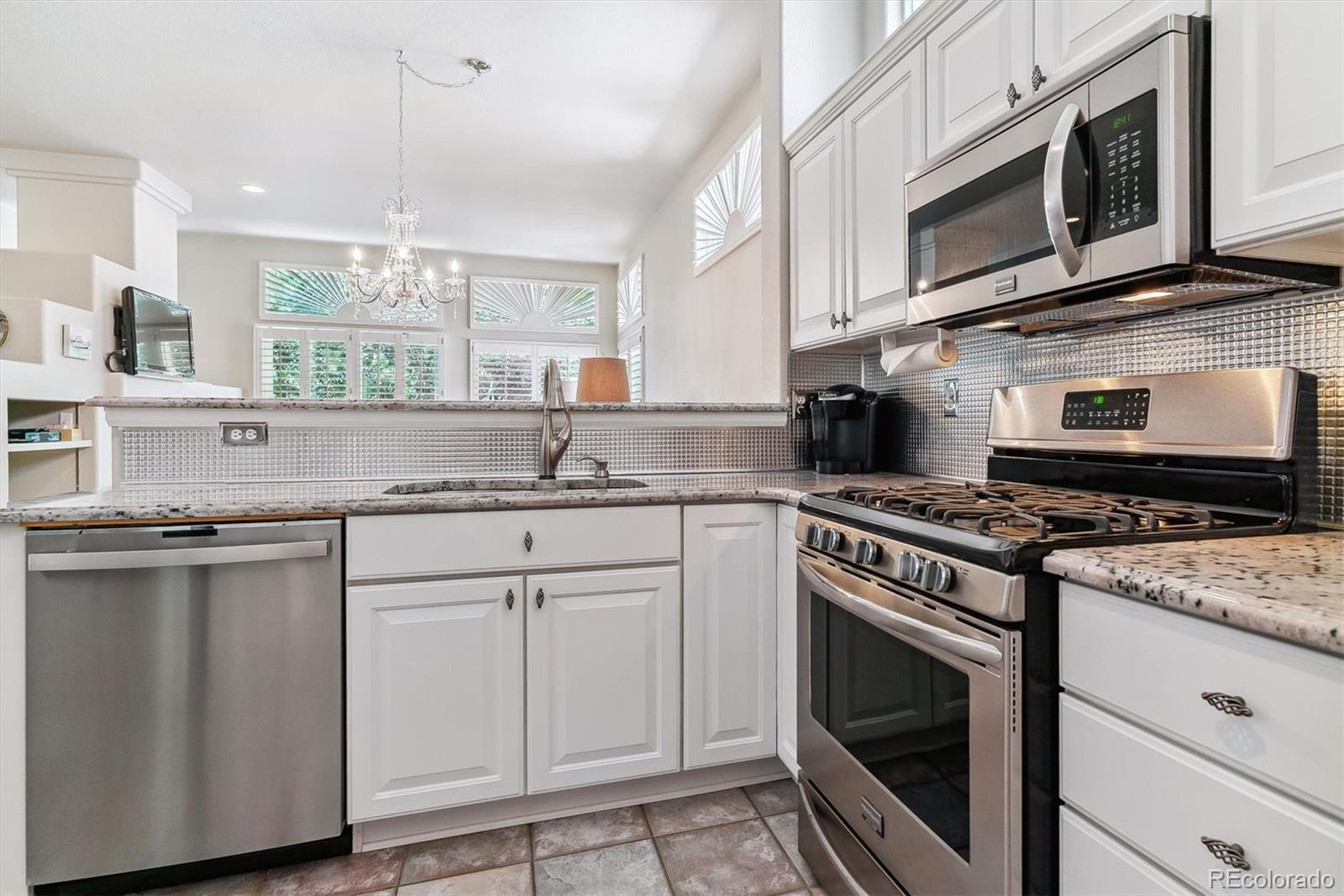MLS Image #12 for 5987 s yampa street,aurora, Colorado
