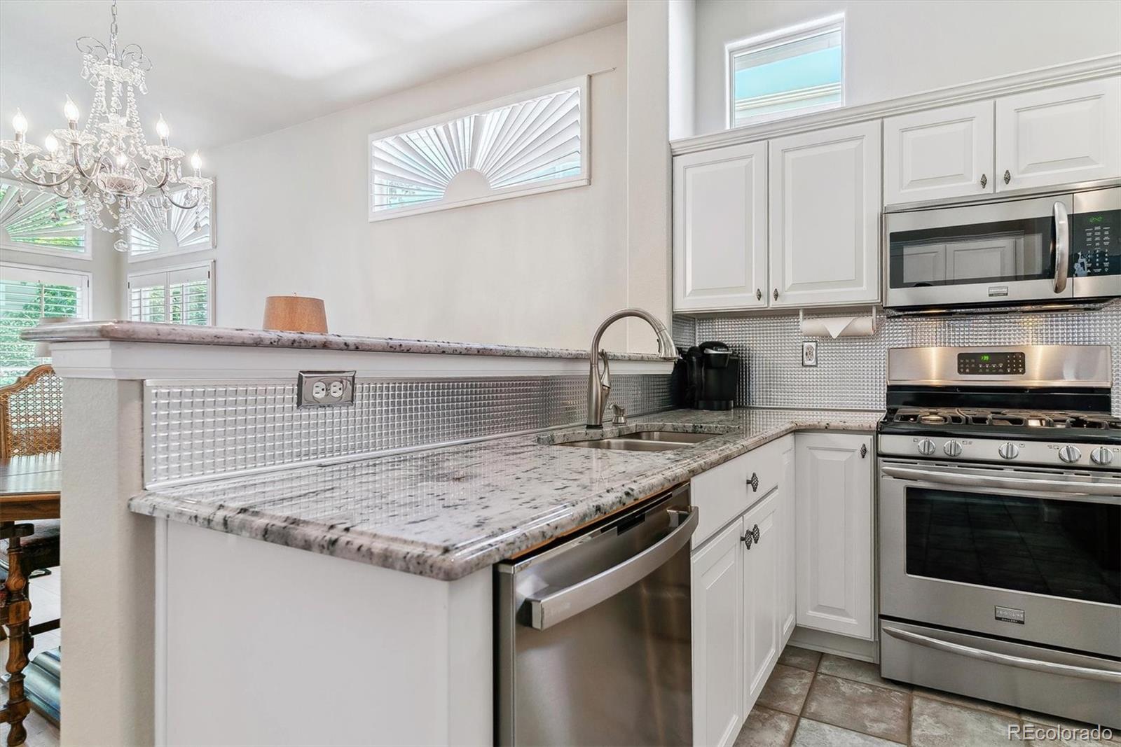 MLS Image #14 for 5987 s yampa street,aurora, Colorado