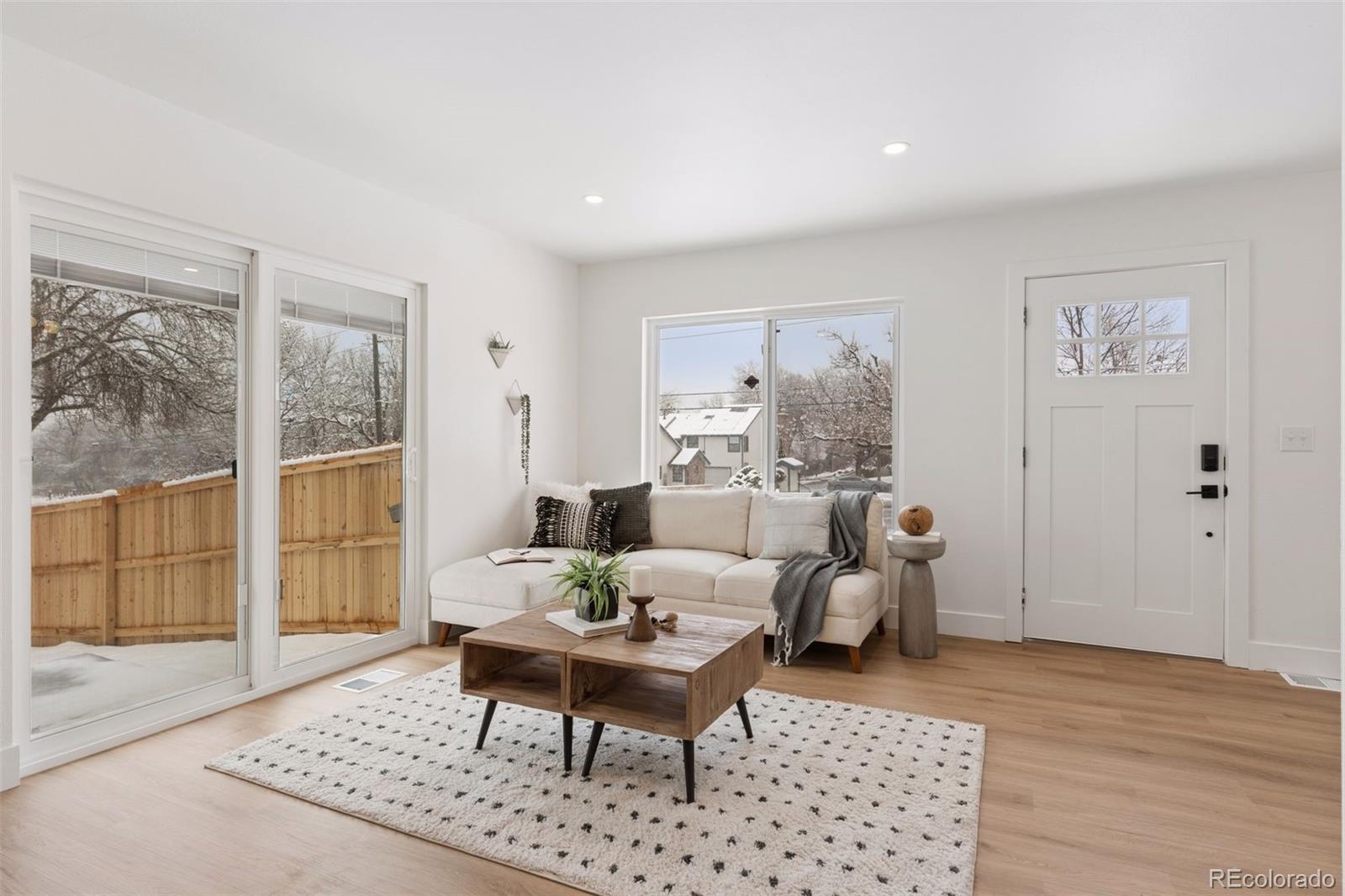 MLS Image #12 for 1414 w lake avenue,littleton, Colorado