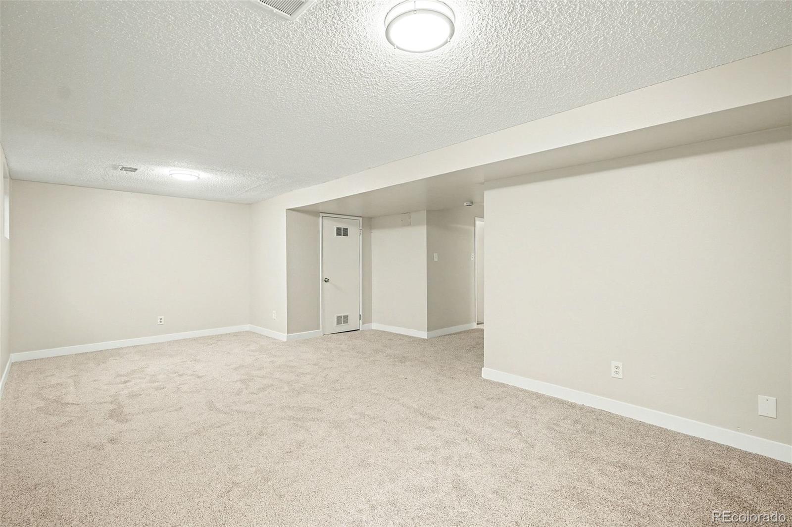 MLS Image #20 for 9194 e nassau avenue,denver, Colorado