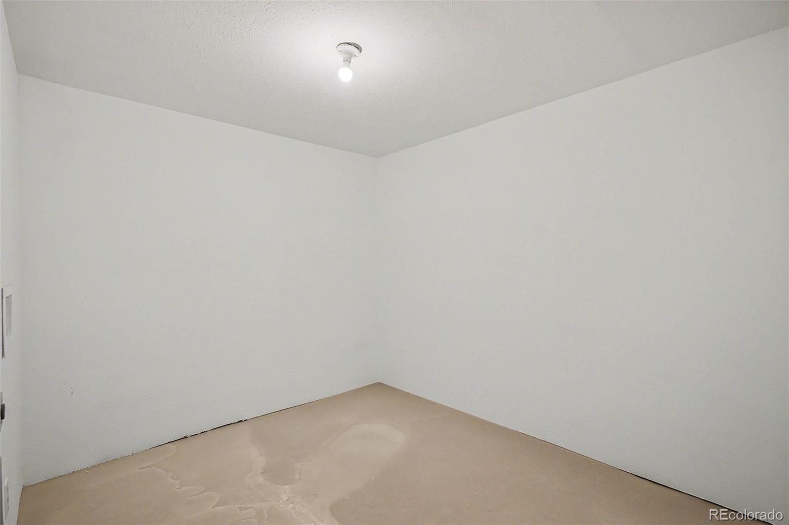 MLS Image #21 for 9194 e nassau avenue,denver, Colorado