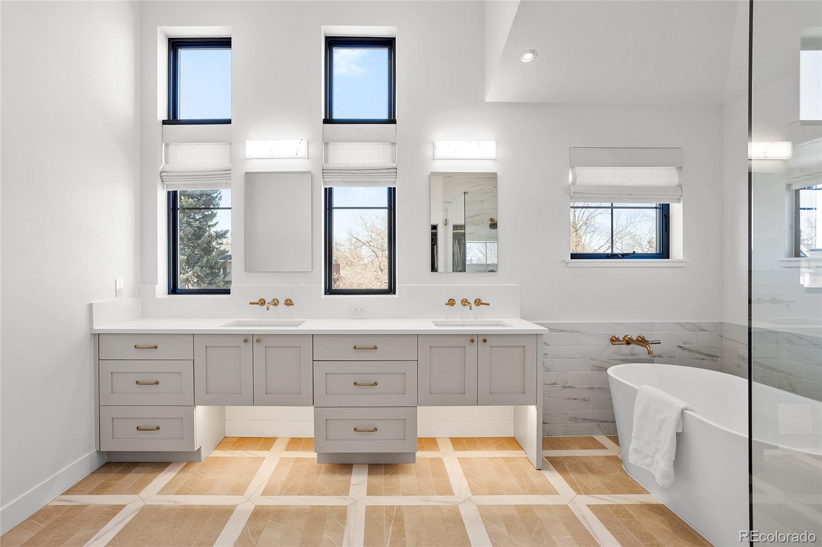 MLS Image #22 for 2930 s madison street,denver, Colorado