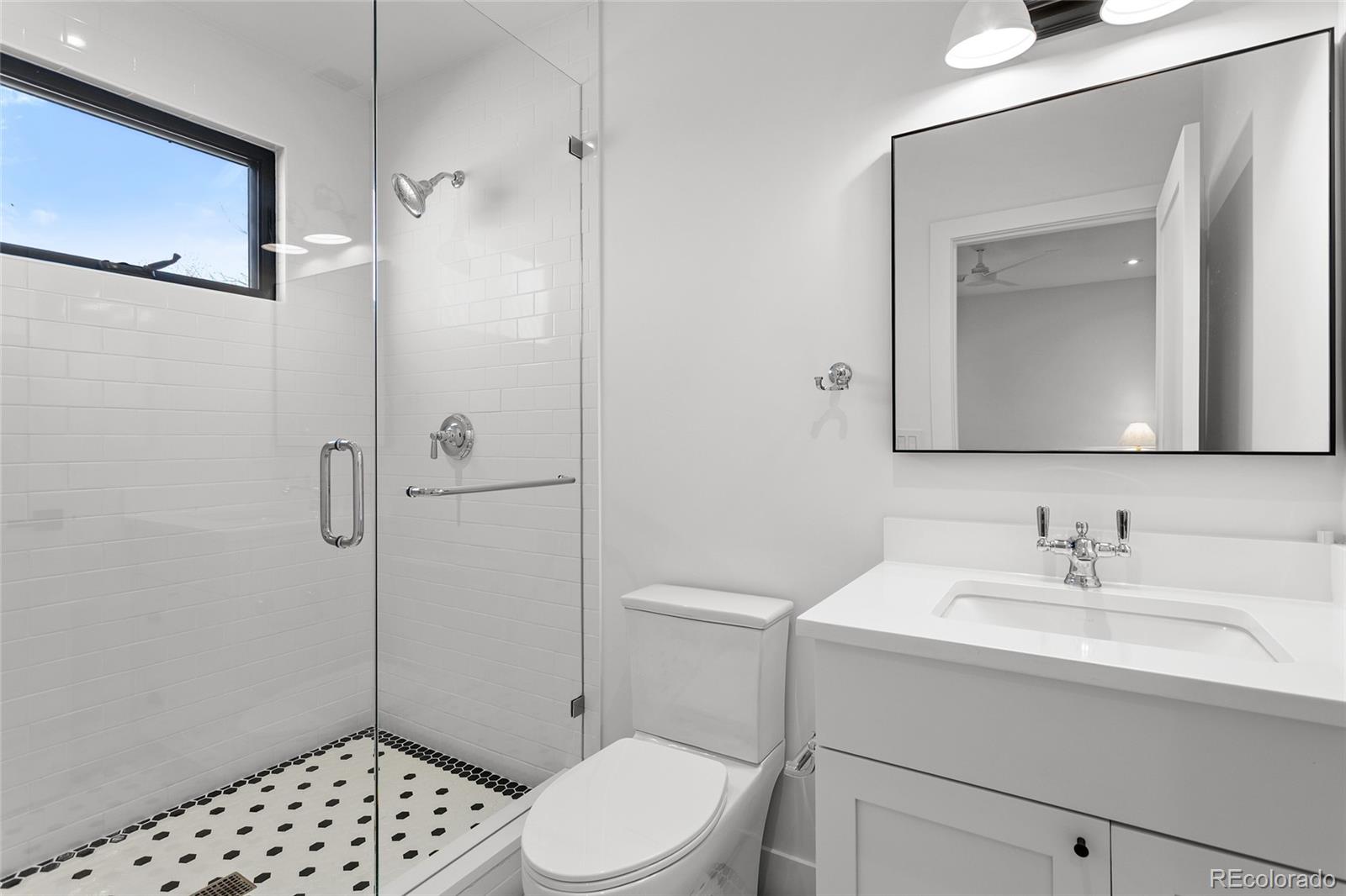 MLS Image #27 for 2930 s madison street,denver, Colorado